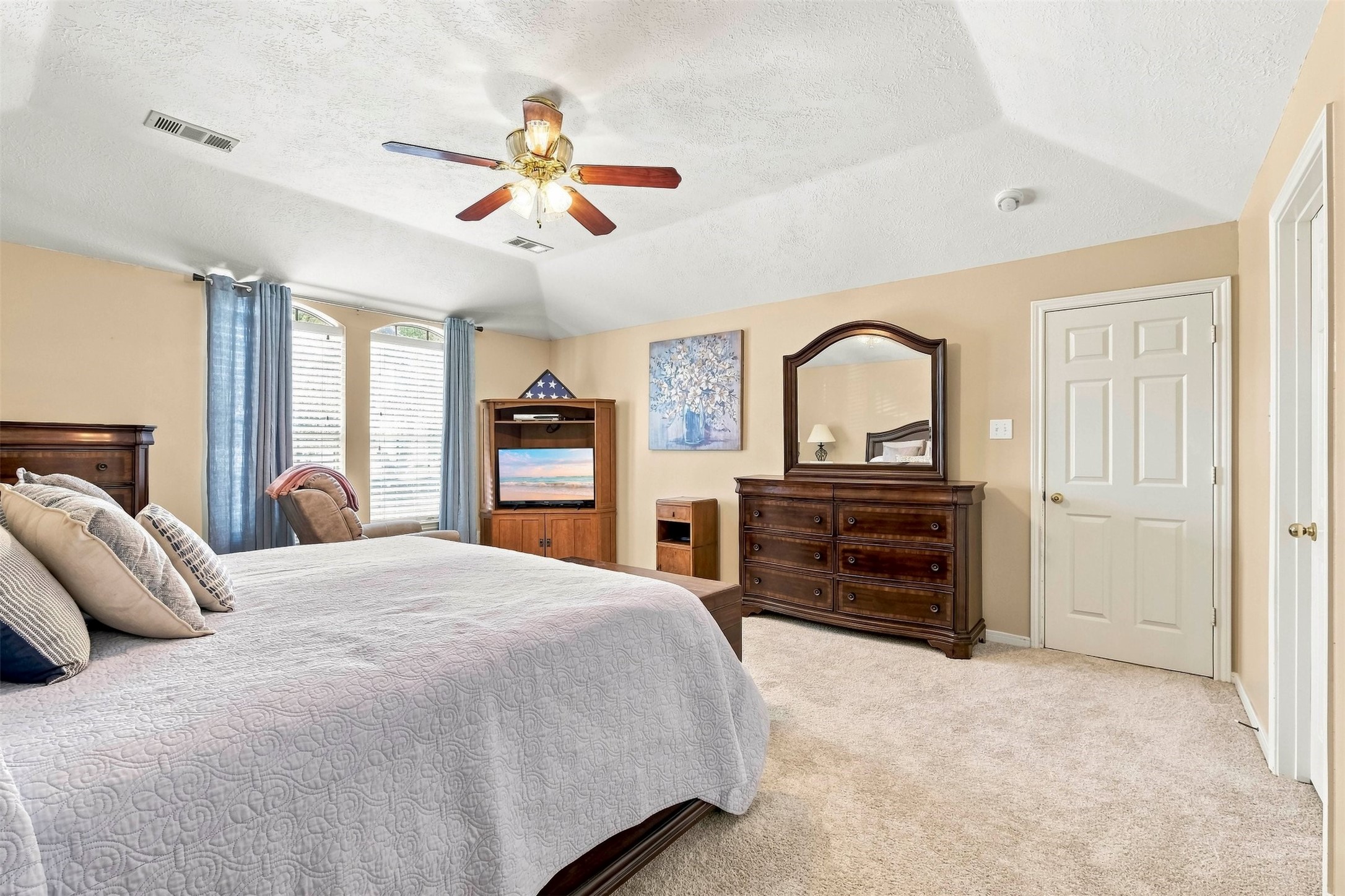 1131 Alexandria Court Property Photo 33