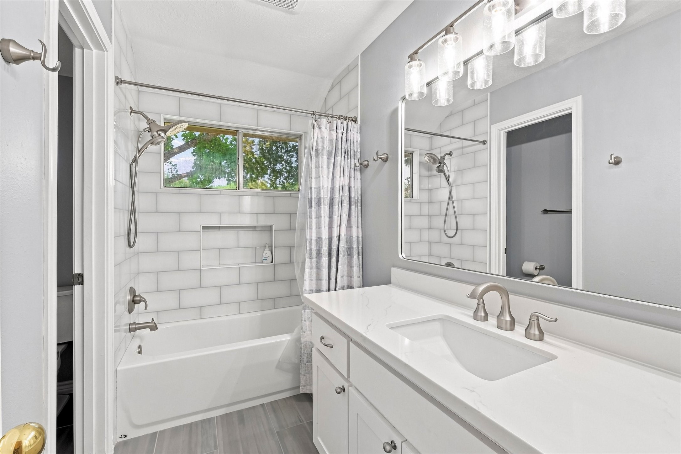 1131 Alexandria Court Property Photo 40
