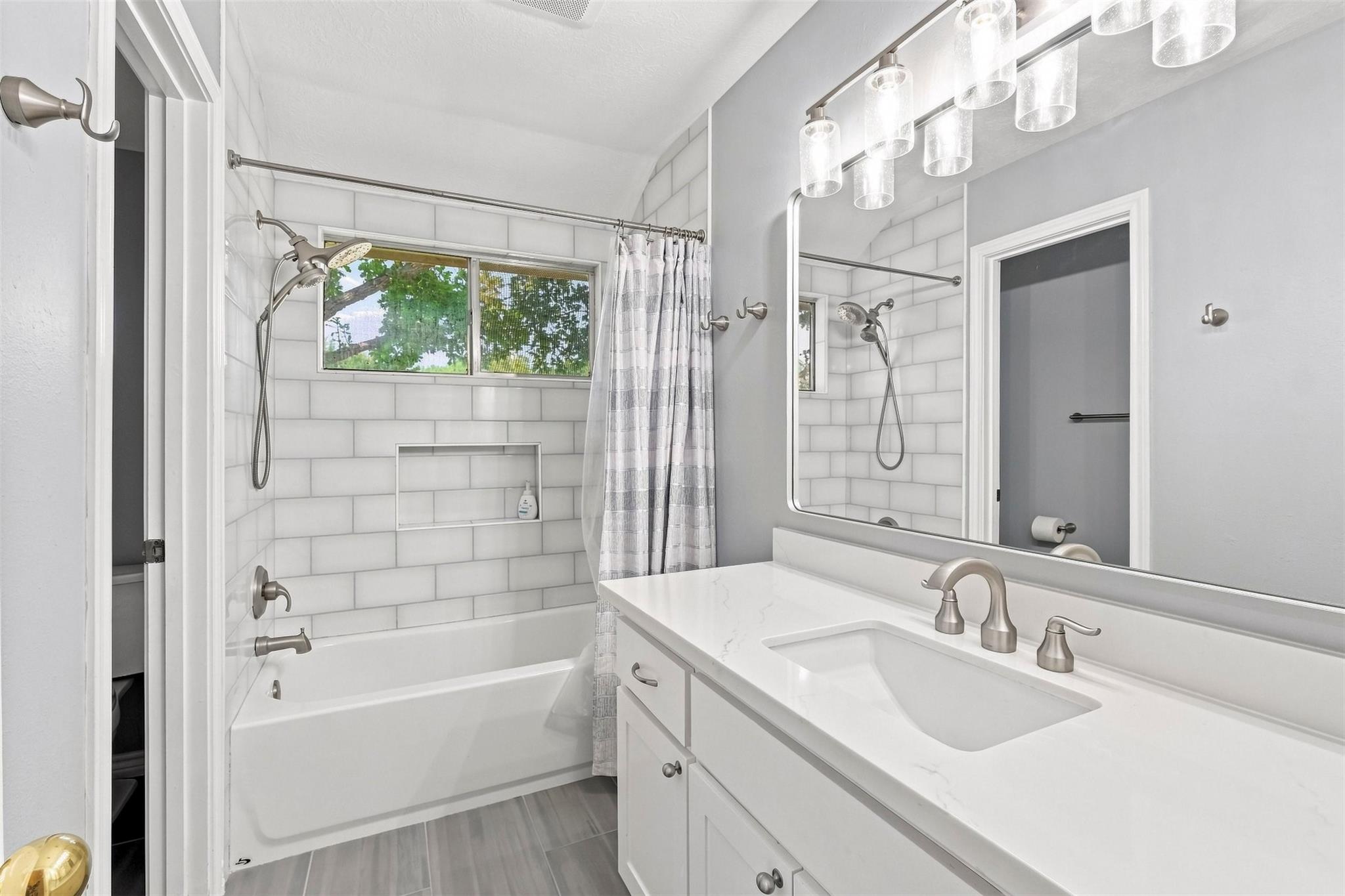 1131 Alexandria Court Property Photo 40