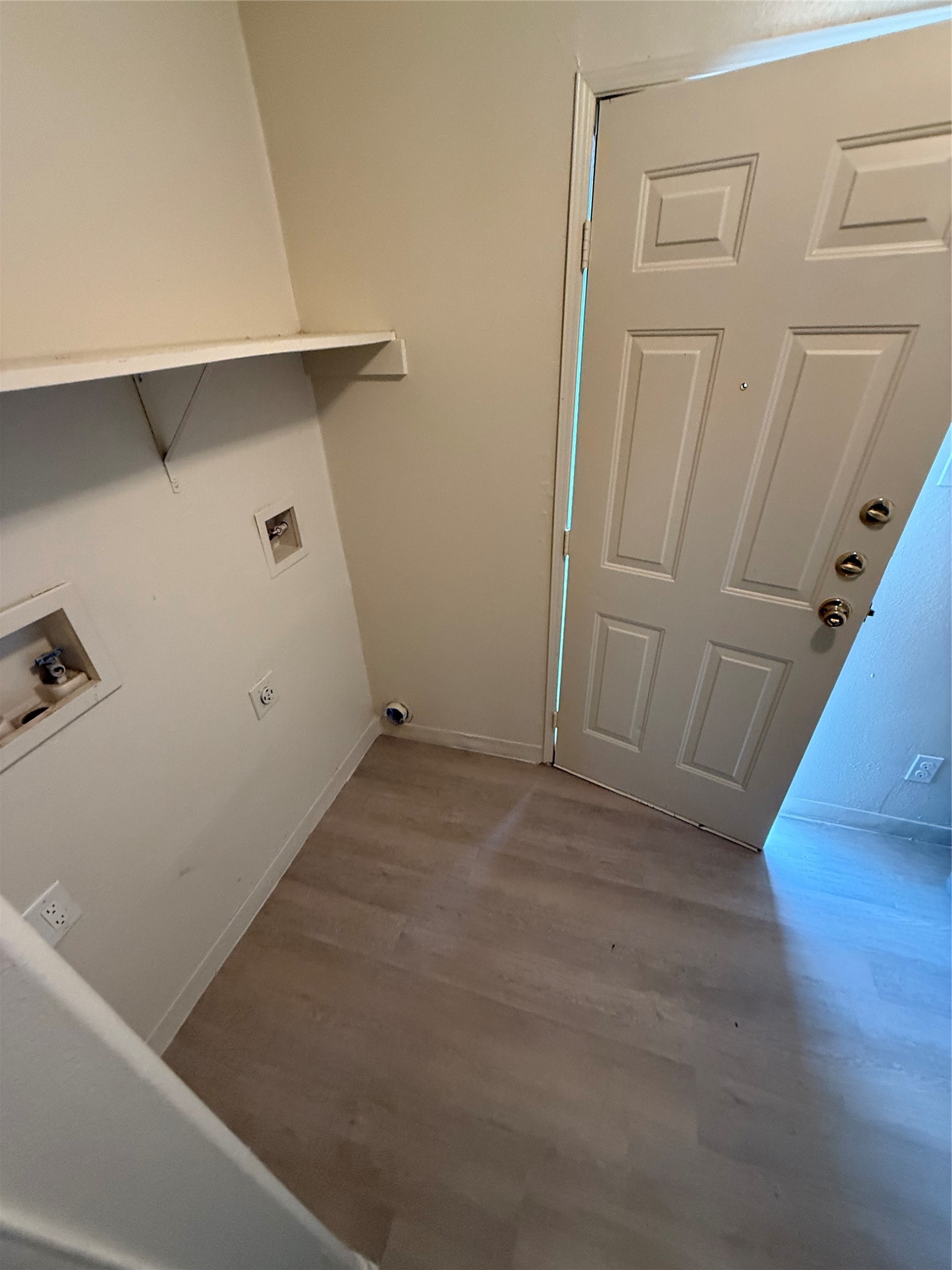 7806 Beckley A Property Photo 1
