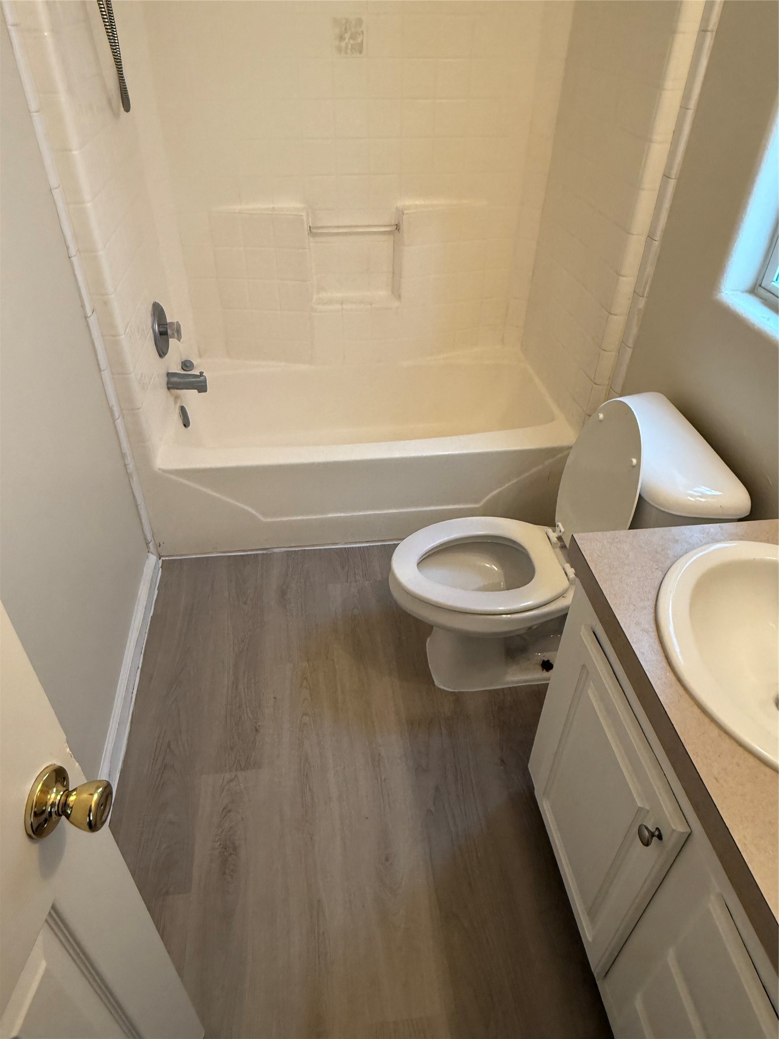 7806 Beckley A Property Photo 10