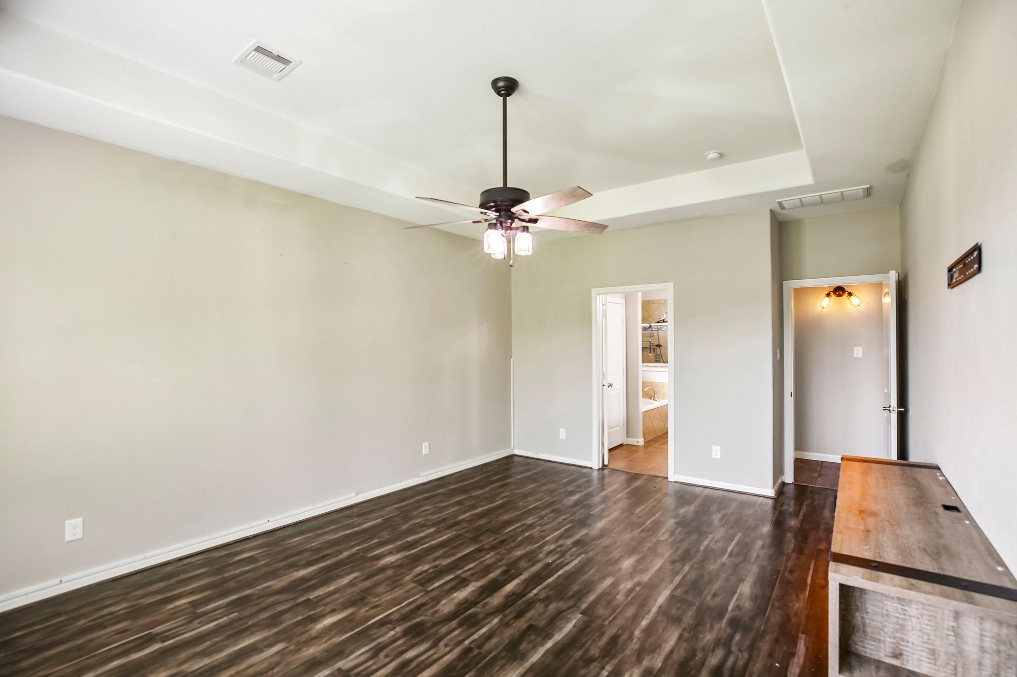 20922 Warwickshire Drive Property Photo 33