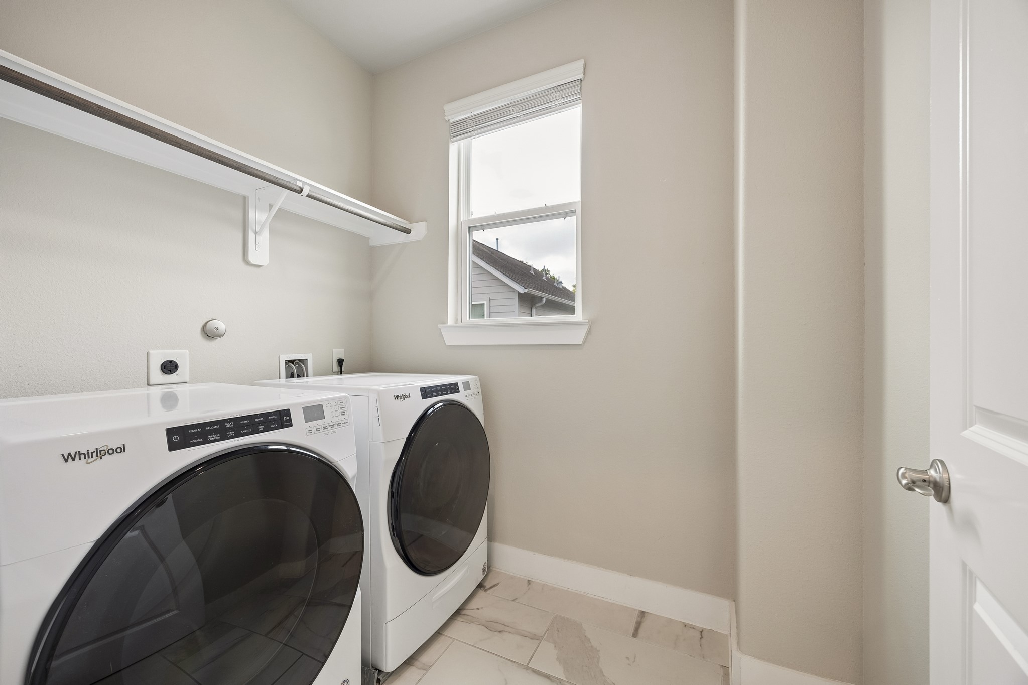418 W 28th Street C Property Photo 27