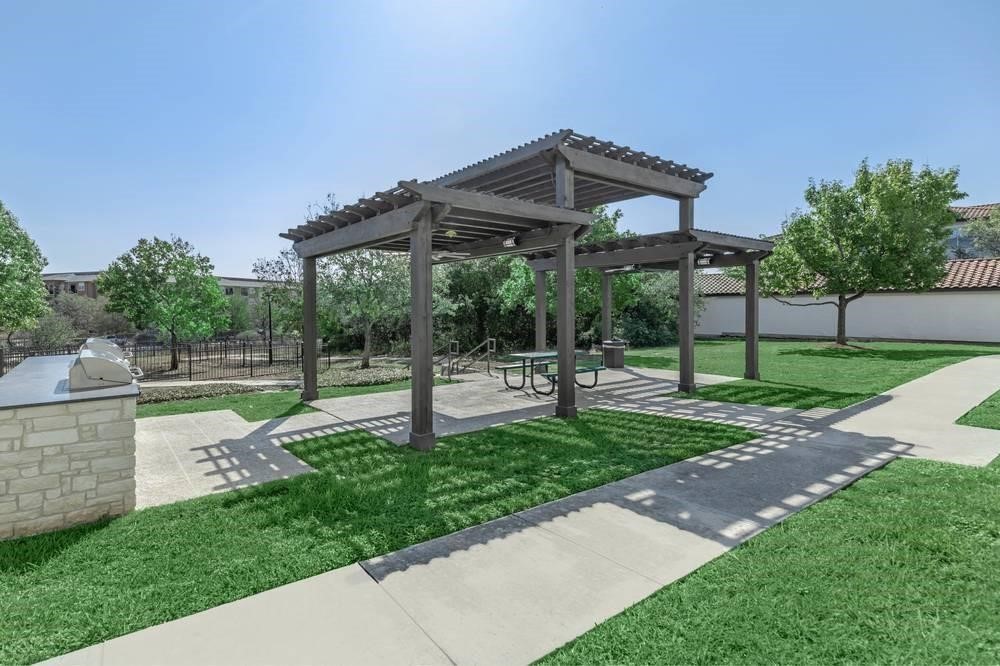Evers Elementary School Real Estate Listings Main Image