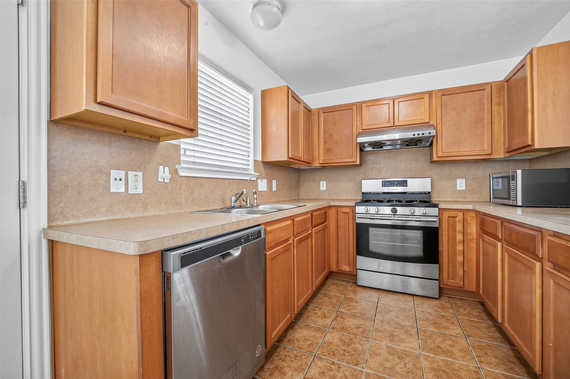 12710 Paso Del Flores Drive Property Photo 11