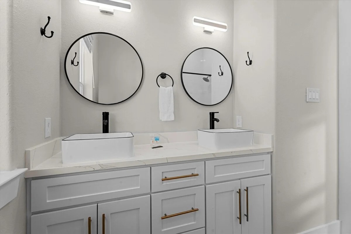25803 Bay Breeze Drive Property Photo 20