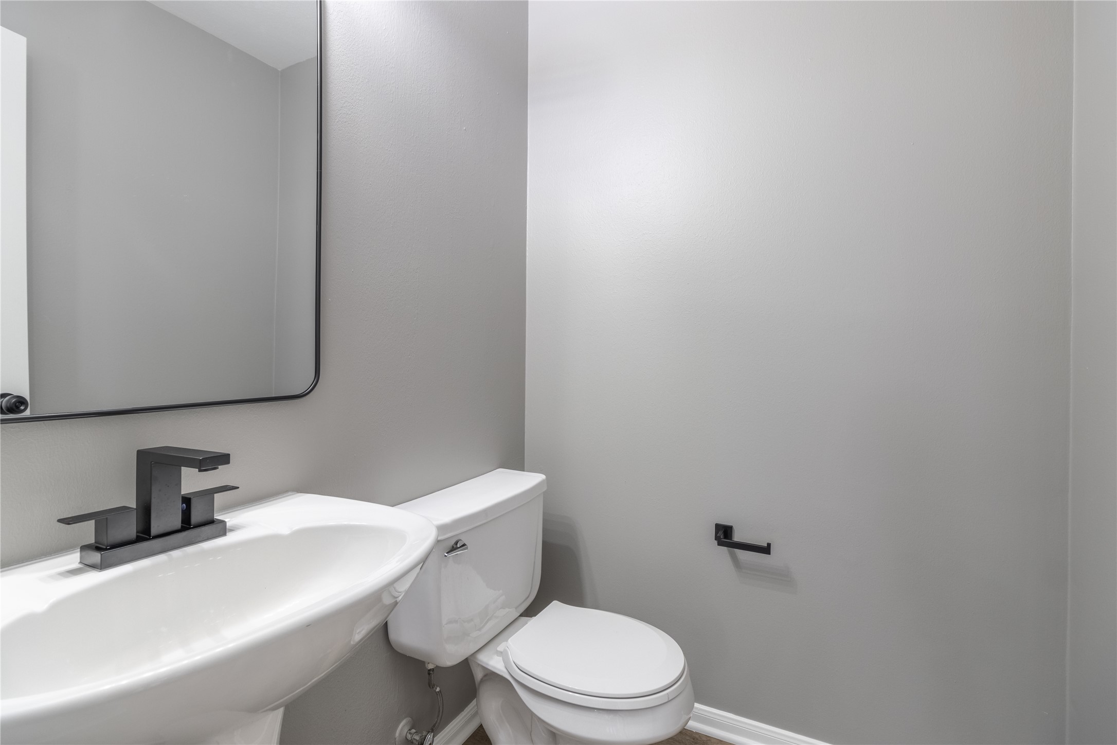 14007 El Camino Real Property Photo 26