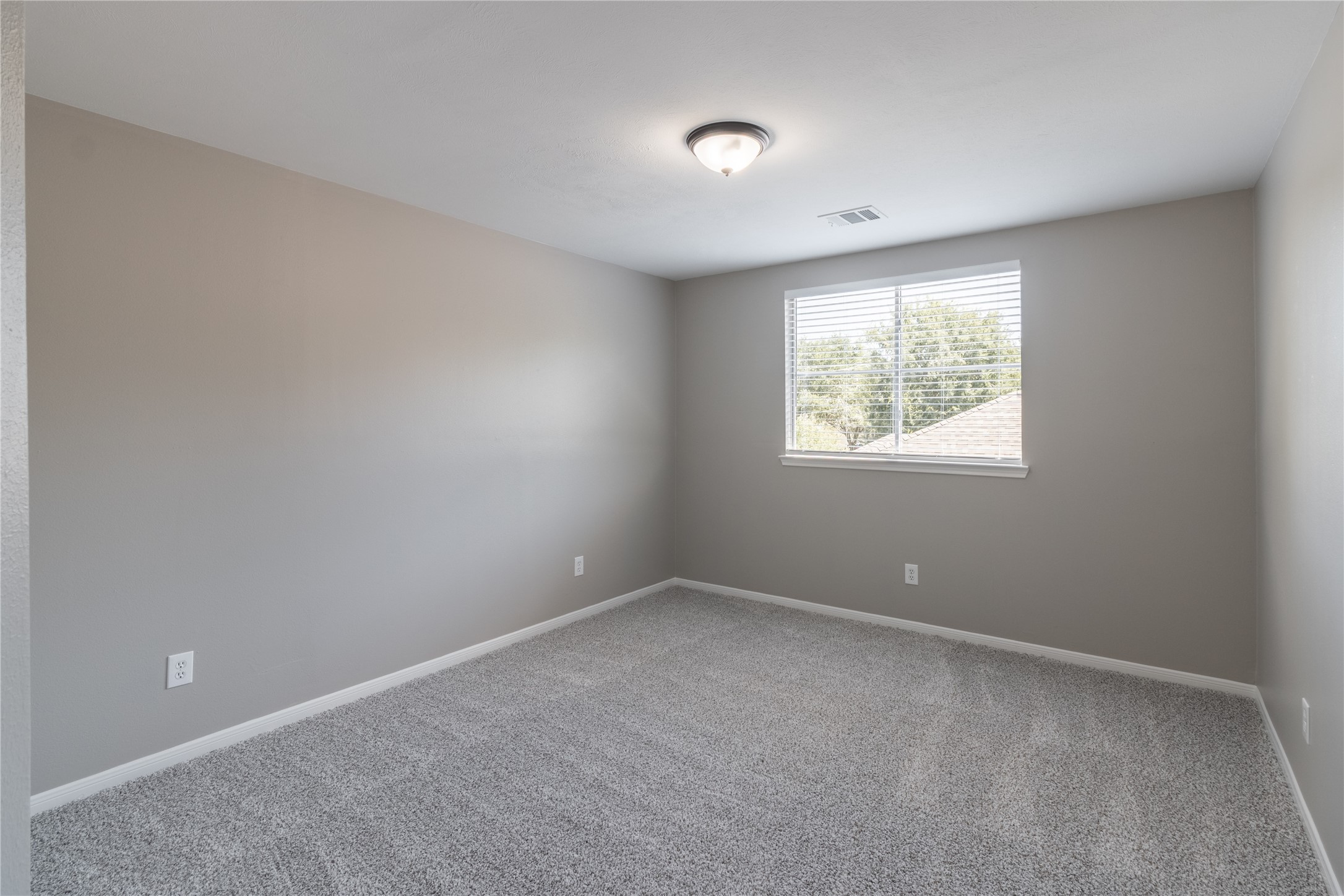 14007 El Camino Real Property Photo 37