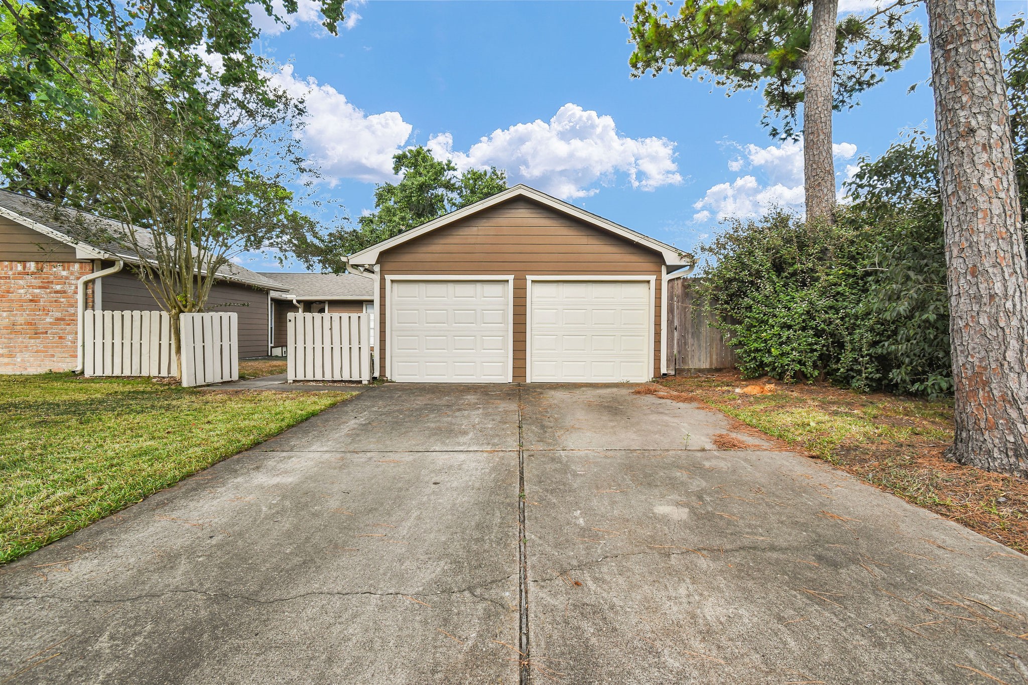 16103 Tibet Road Property Photo 3