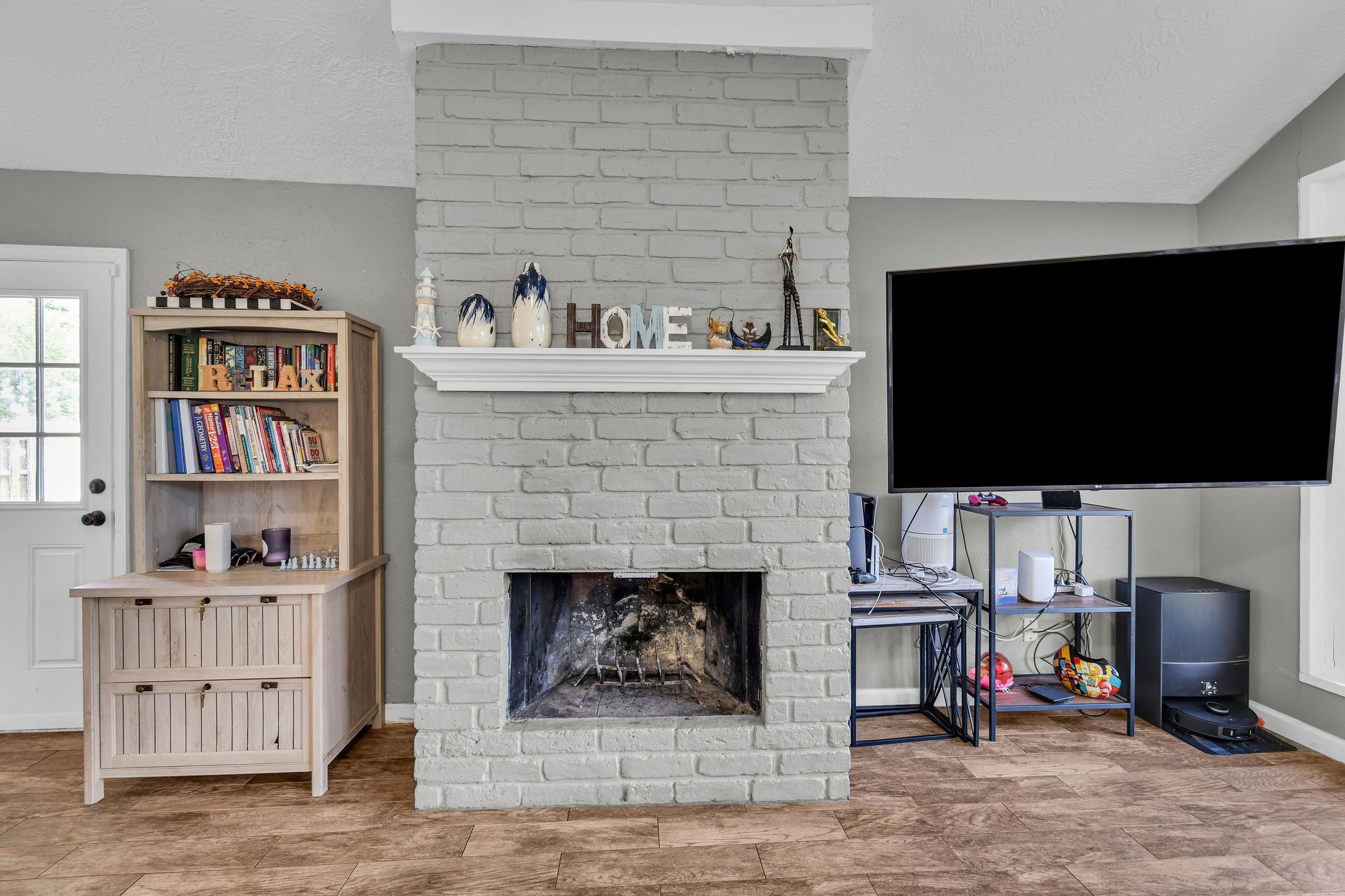 16103 Tibet Road Property Photo 8