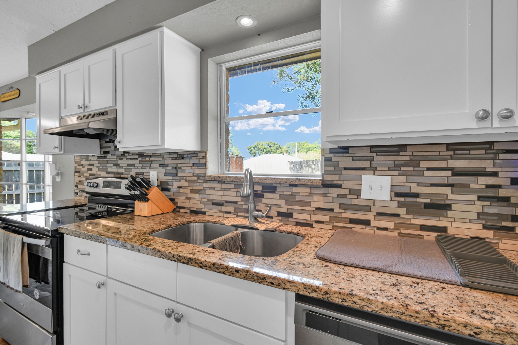 16103 Tibet Road Property Photo 11