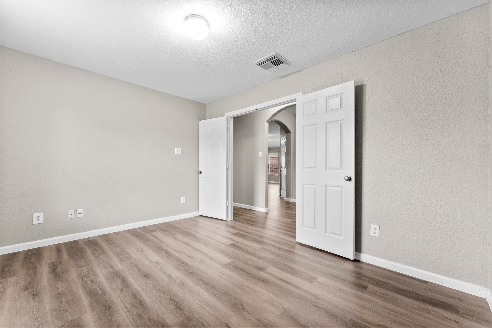 22014 Briarvine Court Property Photo 7