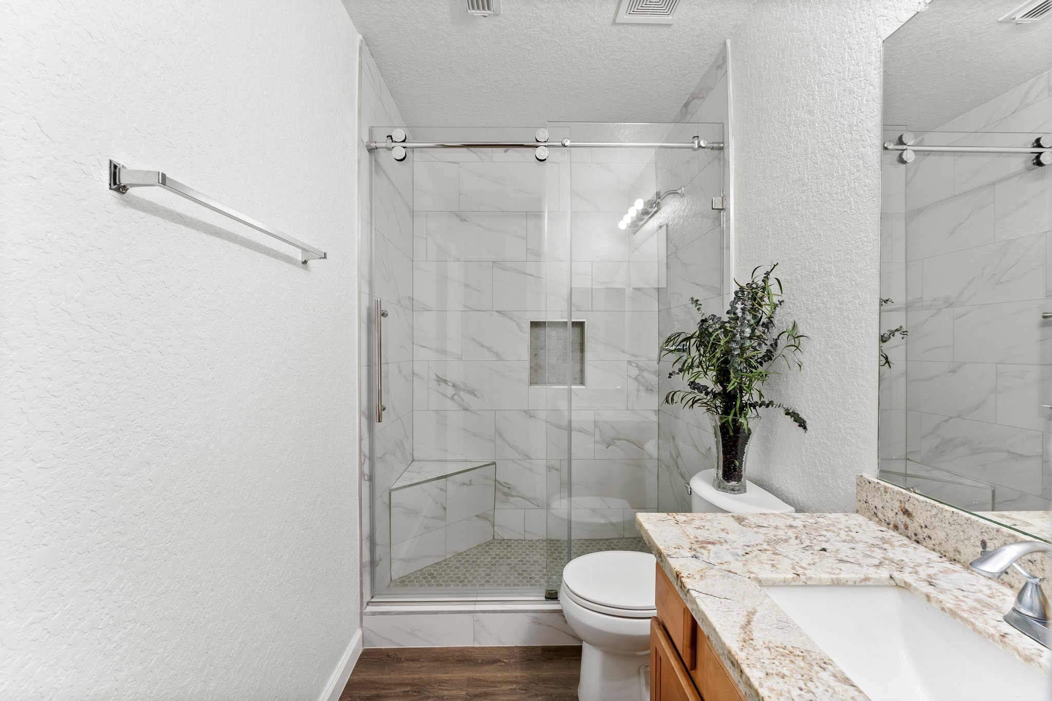 22014 Briarvine Court Property Photo 9