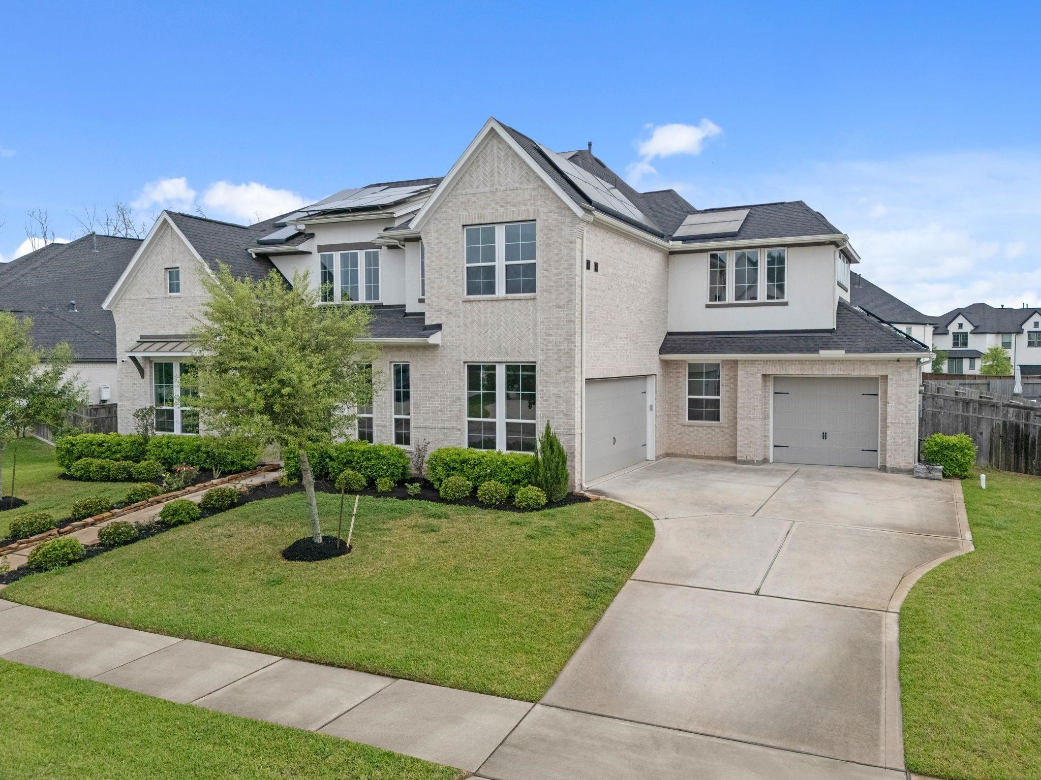 10315 Fountain Shore Drive Property Photo 6