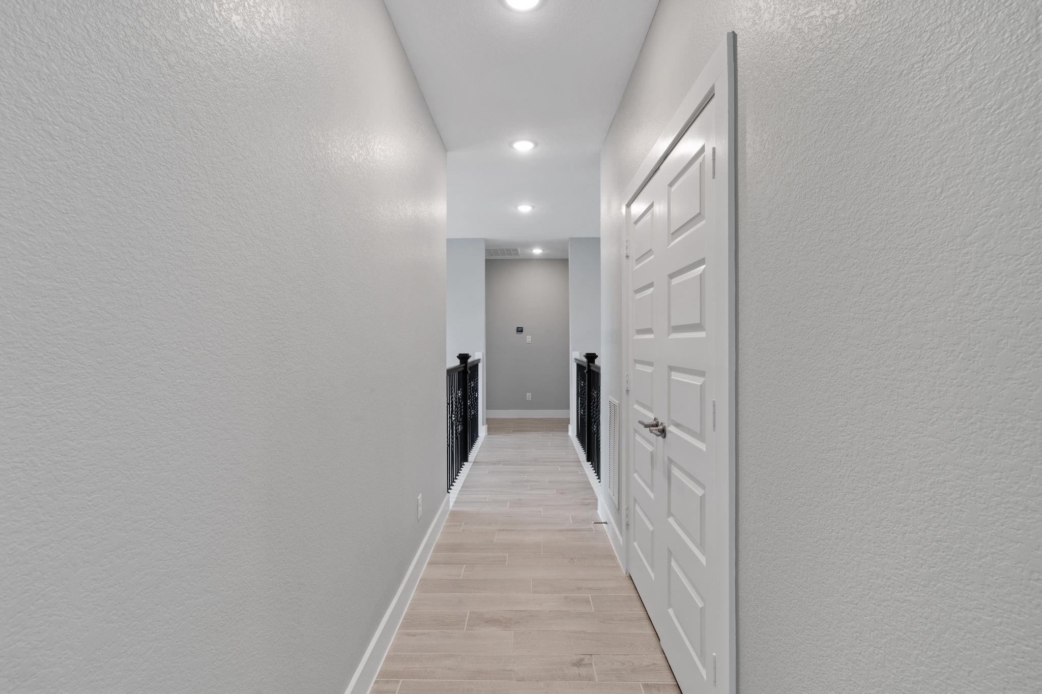 10315 Fountain Shore Drive Property Photo 27