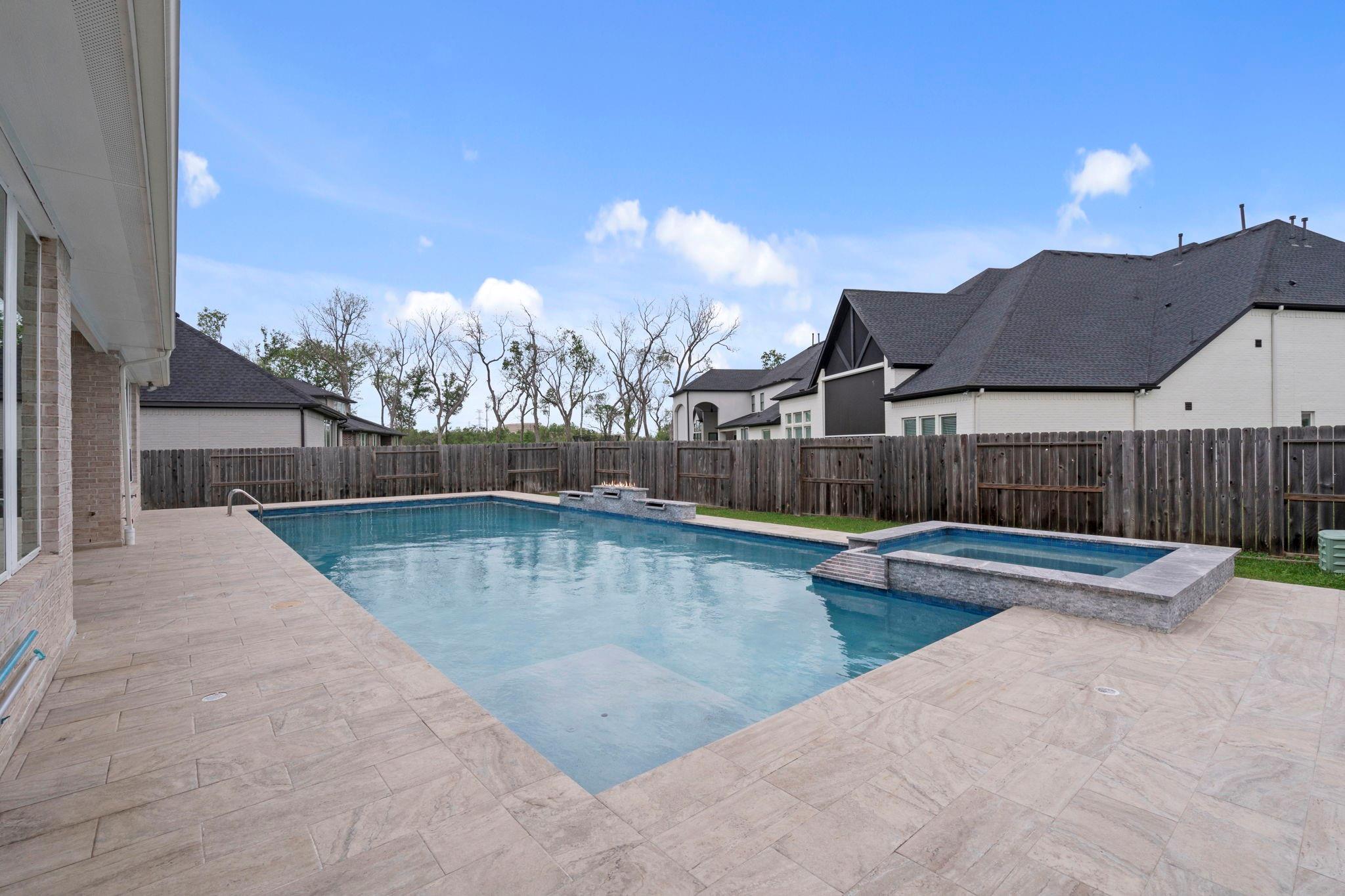 10315 Fountain Shore Drive Property Photo 38