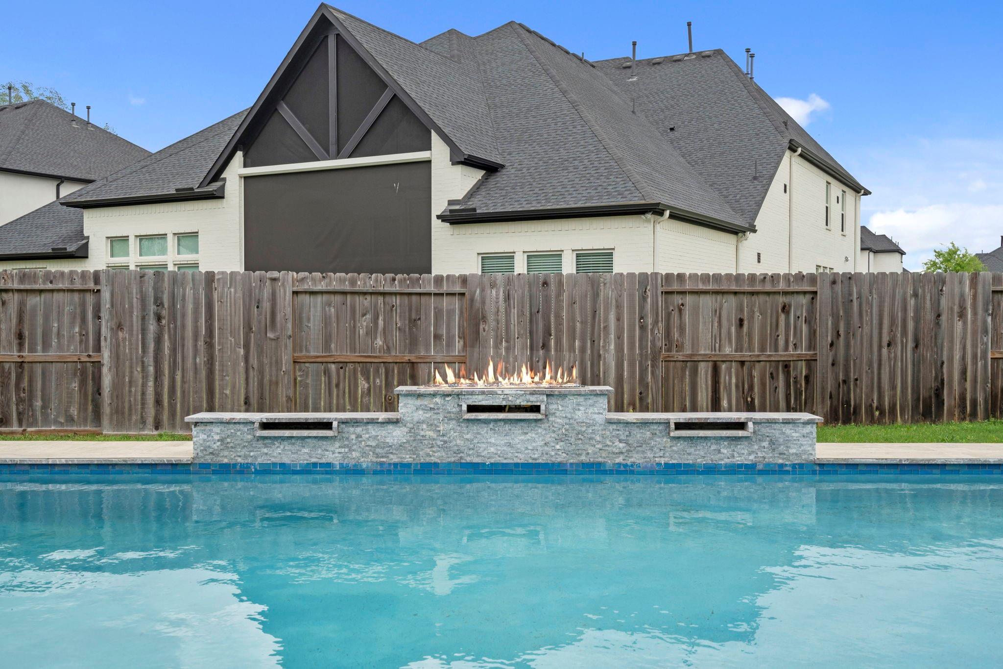 10315 Fountain Shore Drive Property Photo 39