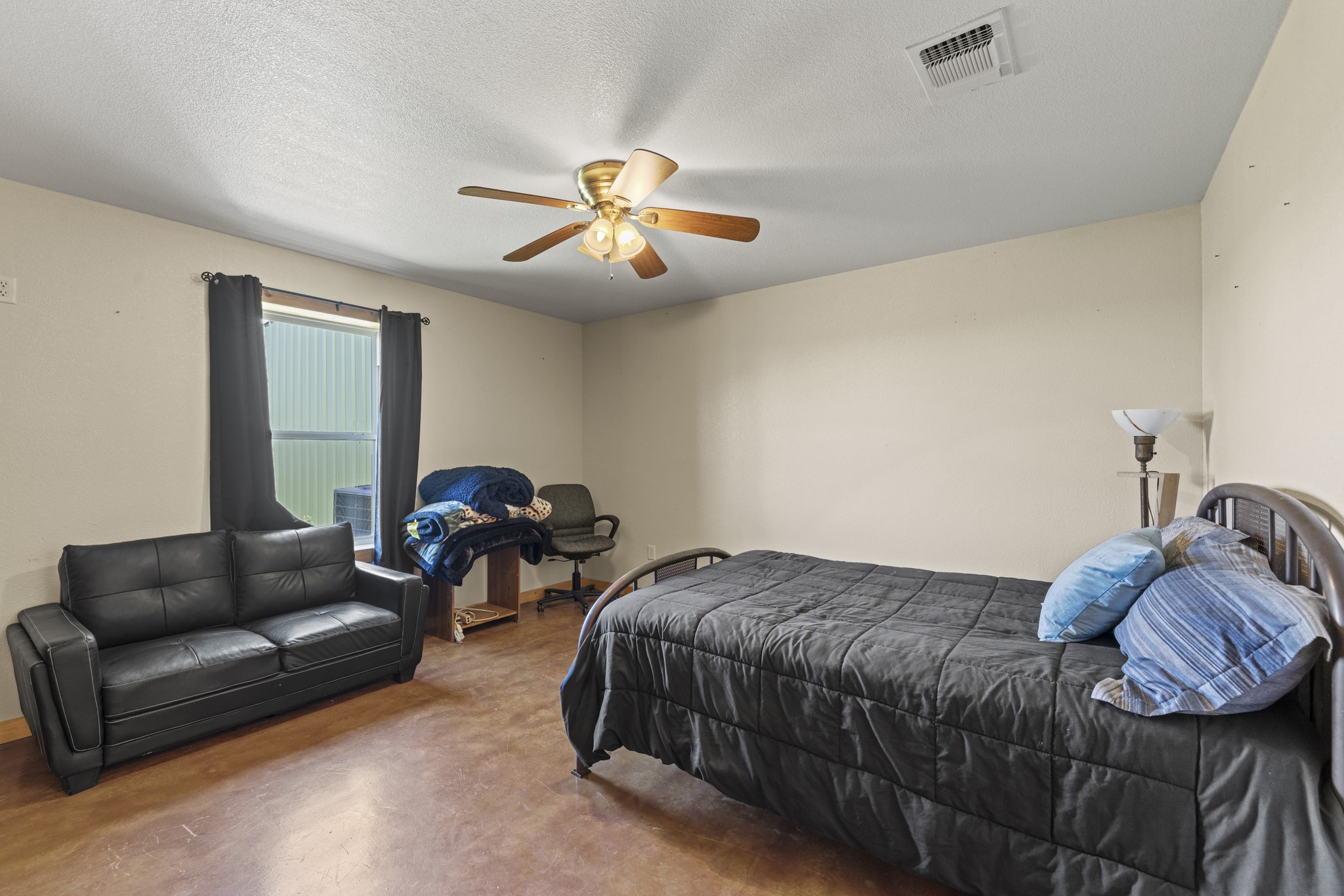 723 Fm 2926 Property Photo 20