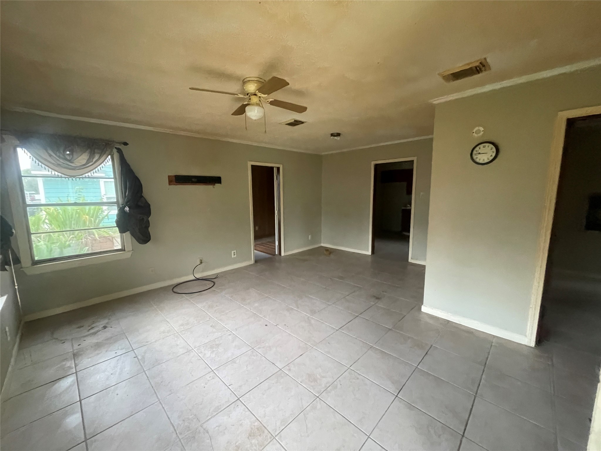 1900 W Gulf Street Property Photo 2