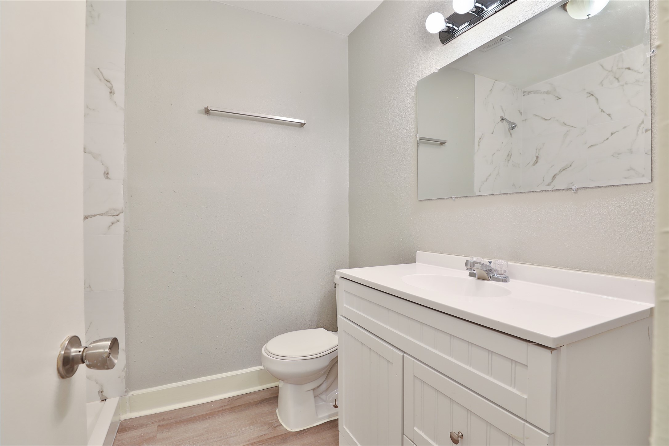 1840 Richmond Avenue 27 Property Photo 6