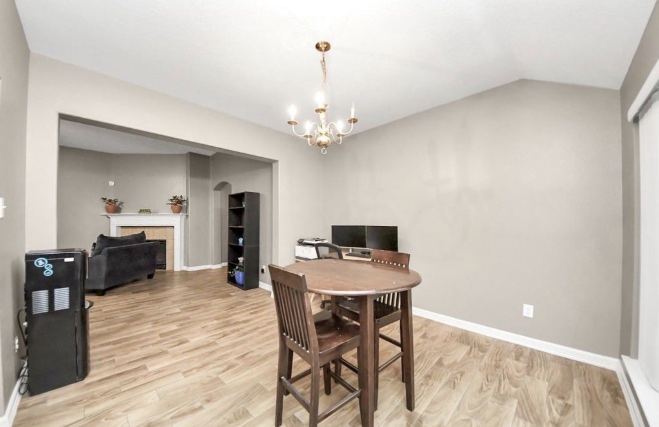 24315 Emory Green Street Property Photo 6