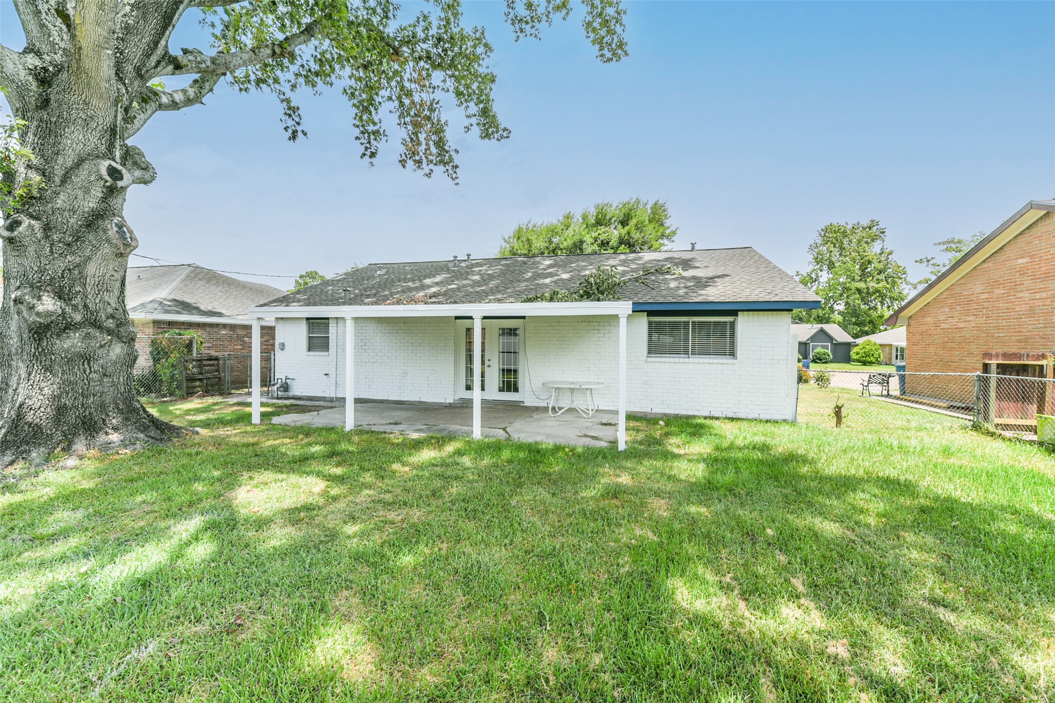 5514 Vickita Drive Property Photo 2