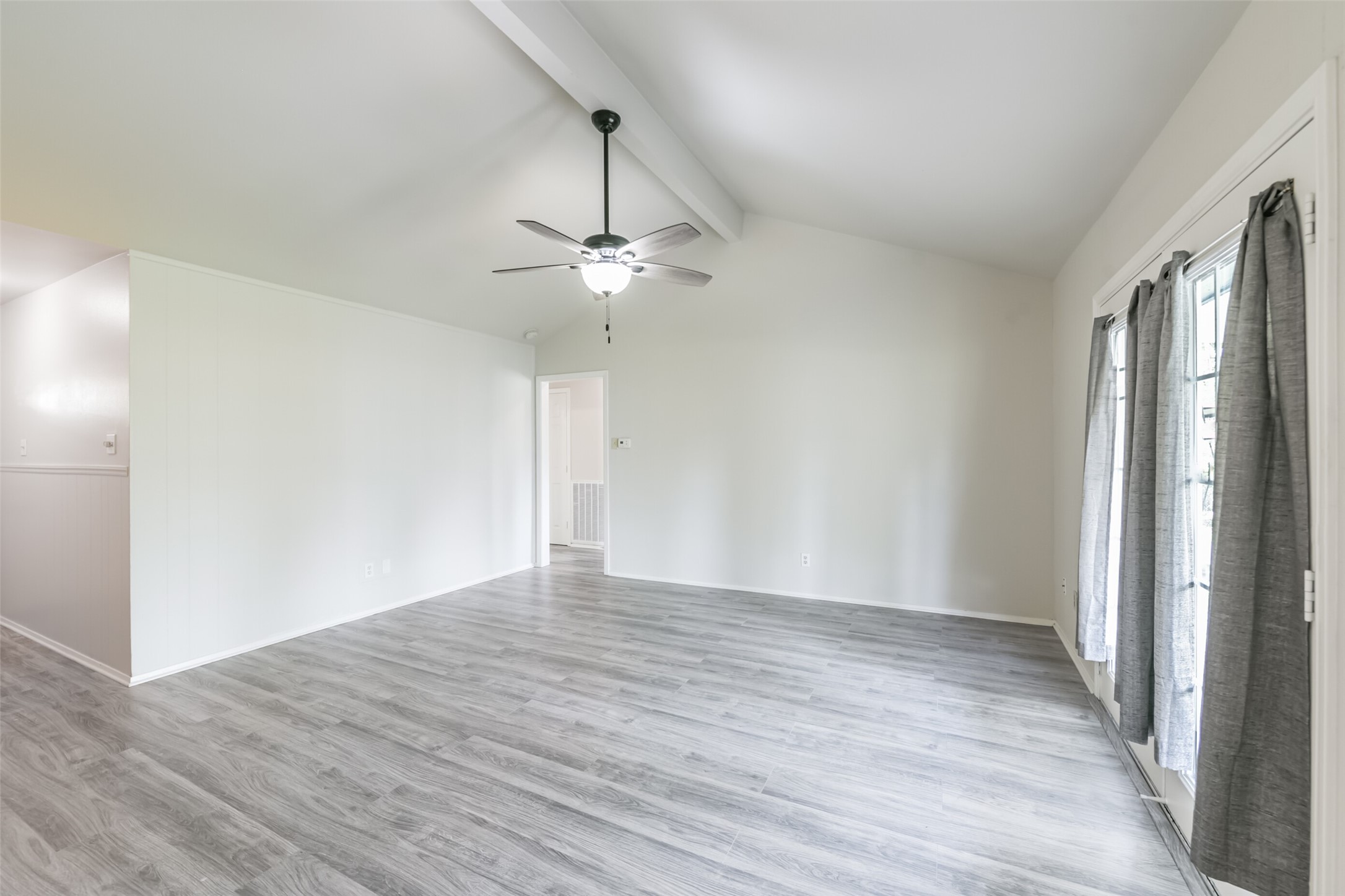 5514 Vickita Drive Property Photo 5