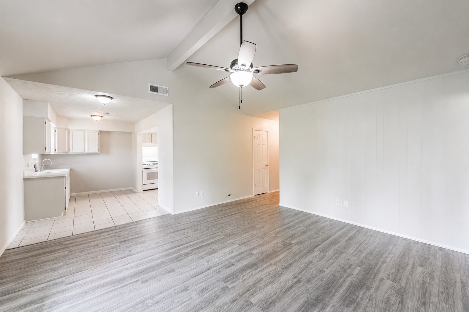 5514 Vickita Drive Property Photo 9