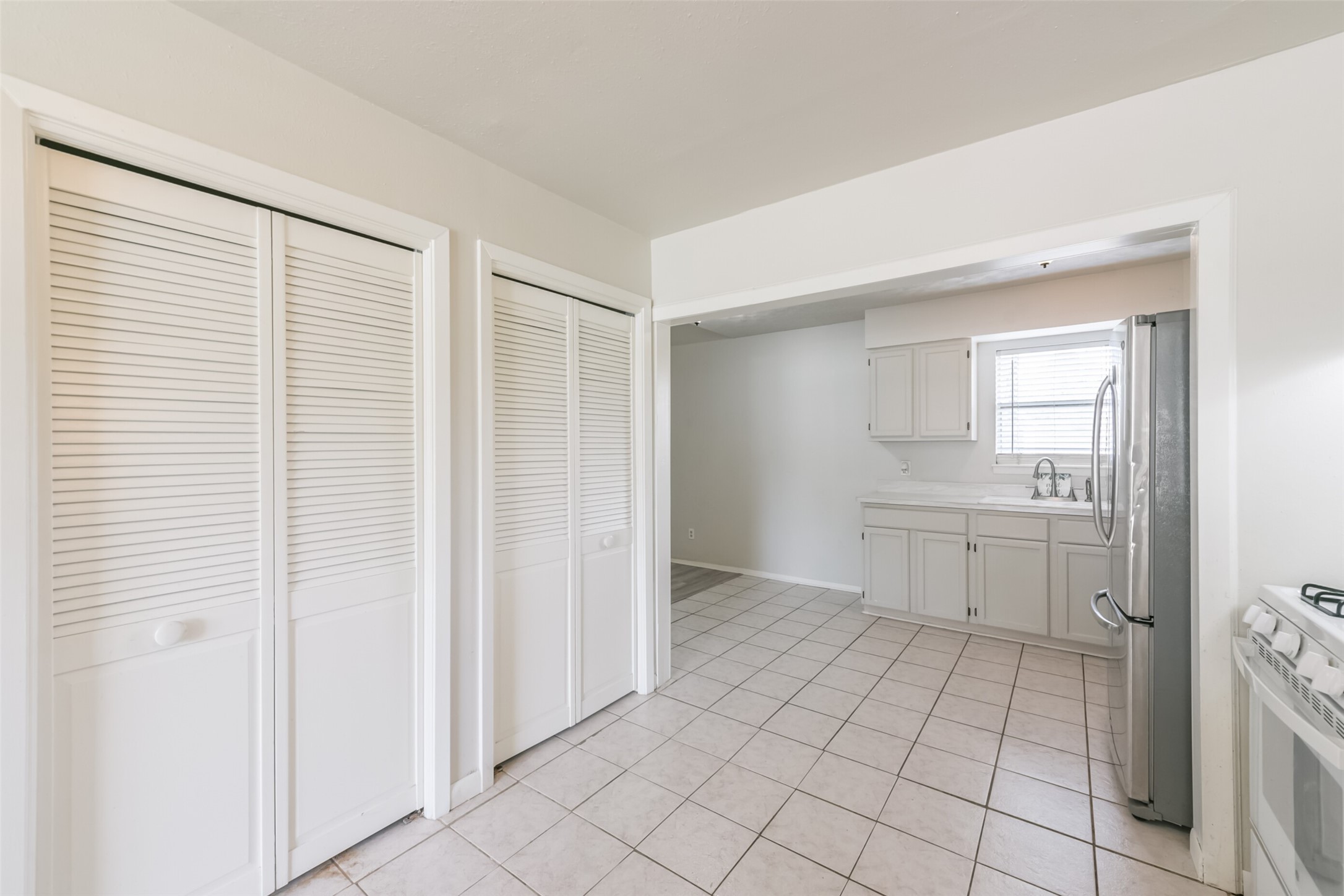 5514 Vickita Drive Property Photo 14