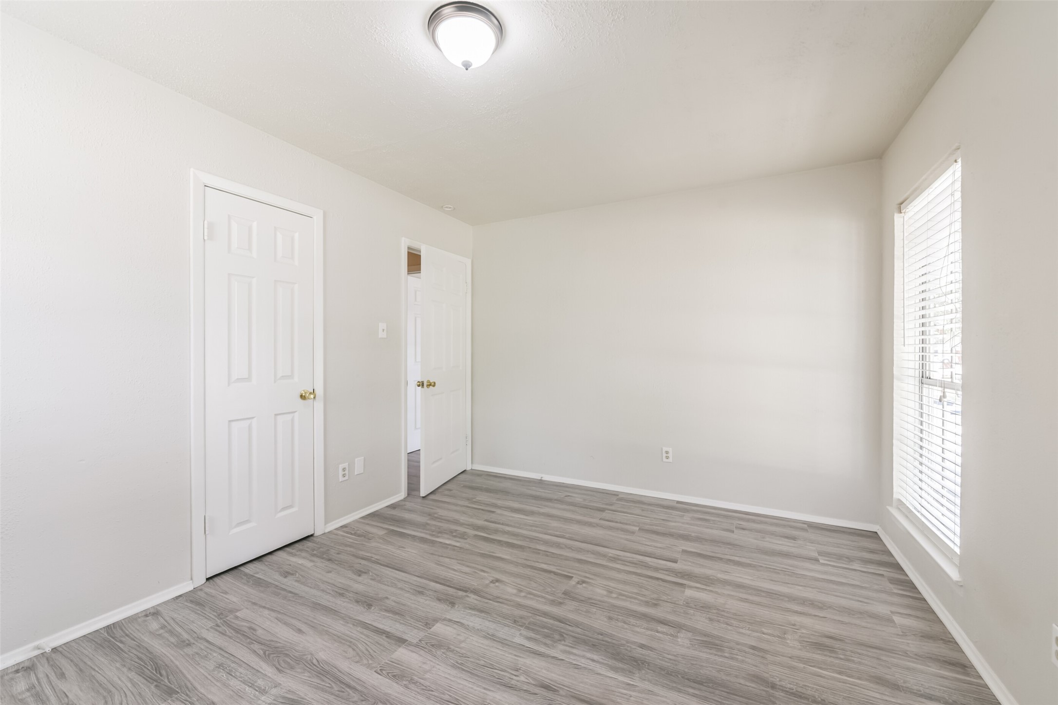 5514 Vickita Drive Property Photo 20