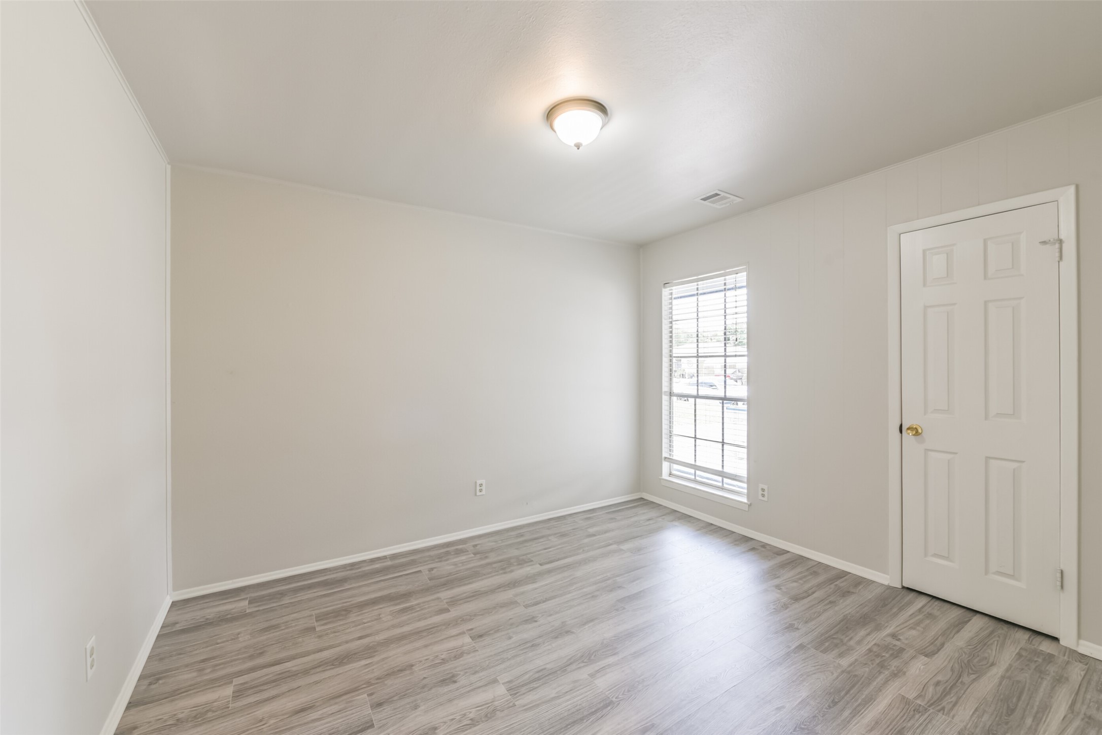 5514 Vickita Drive Property Photo 22