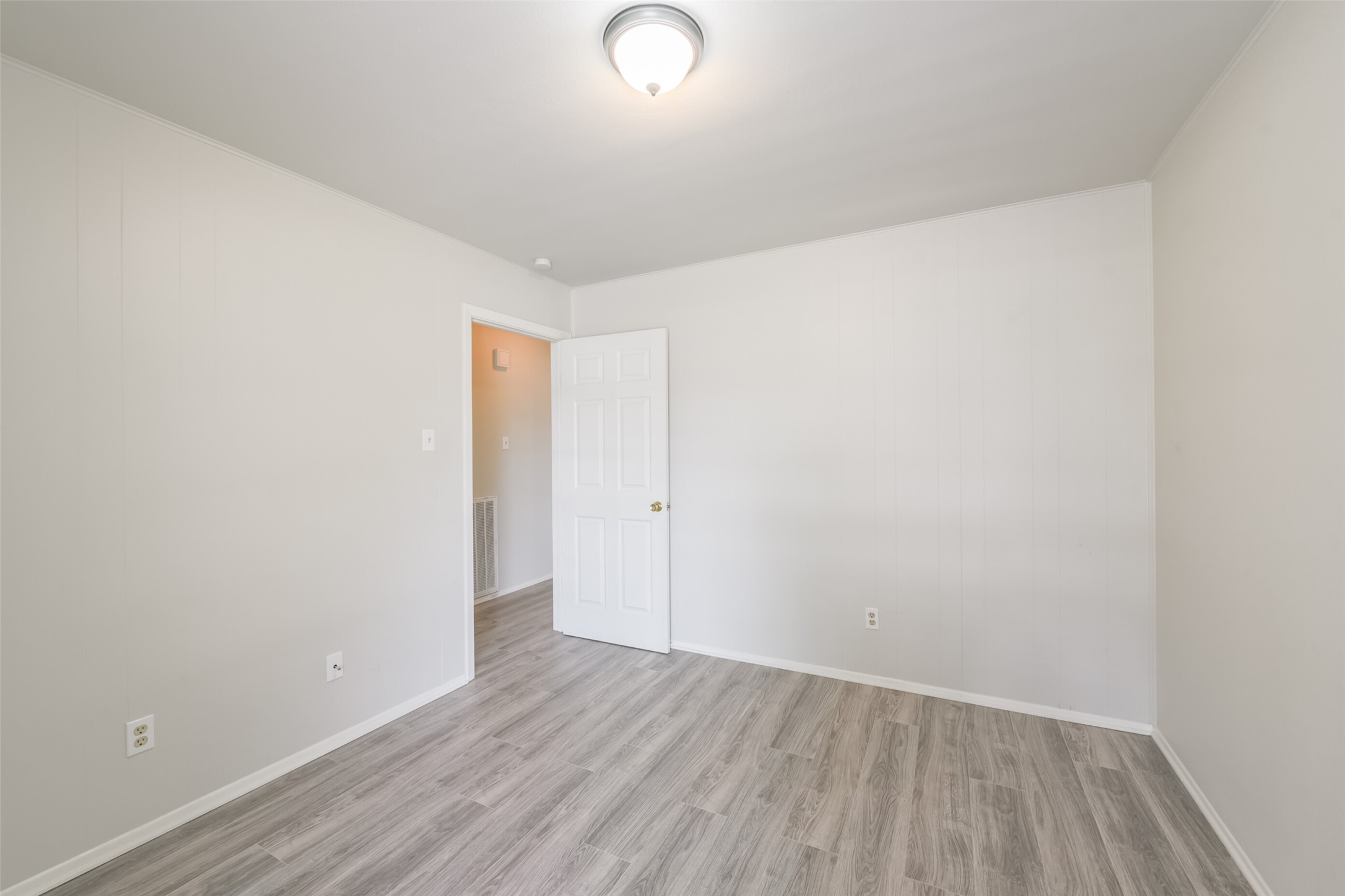 5514 Vickita Drive Property Photo 23