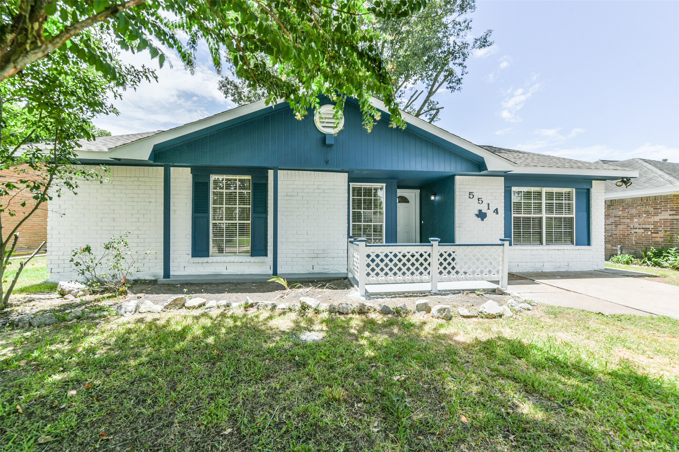 5514 Vickita Drive Property Photo 28
