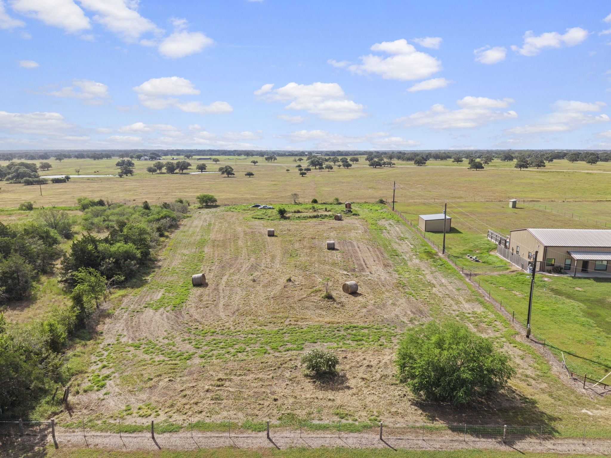 150 Private Road 4001 Property Photo 2