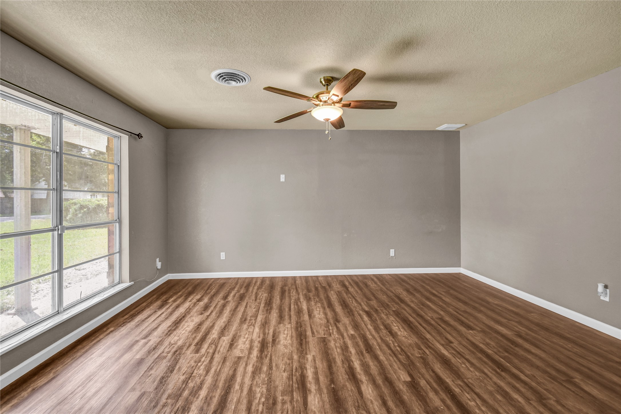 404 S 14th Street Property Photo 14