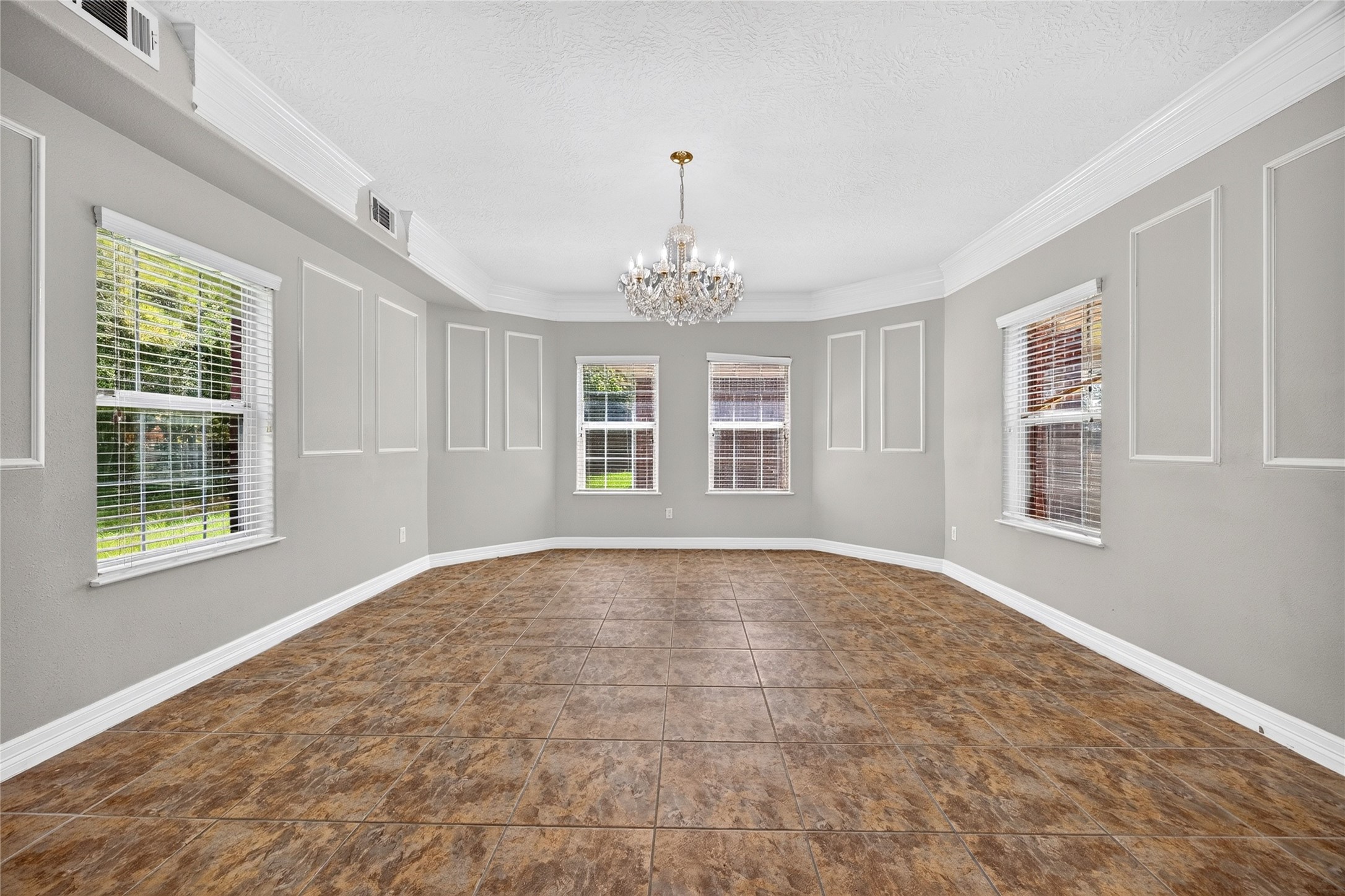 8438 Darlington Drive Property Photo 17