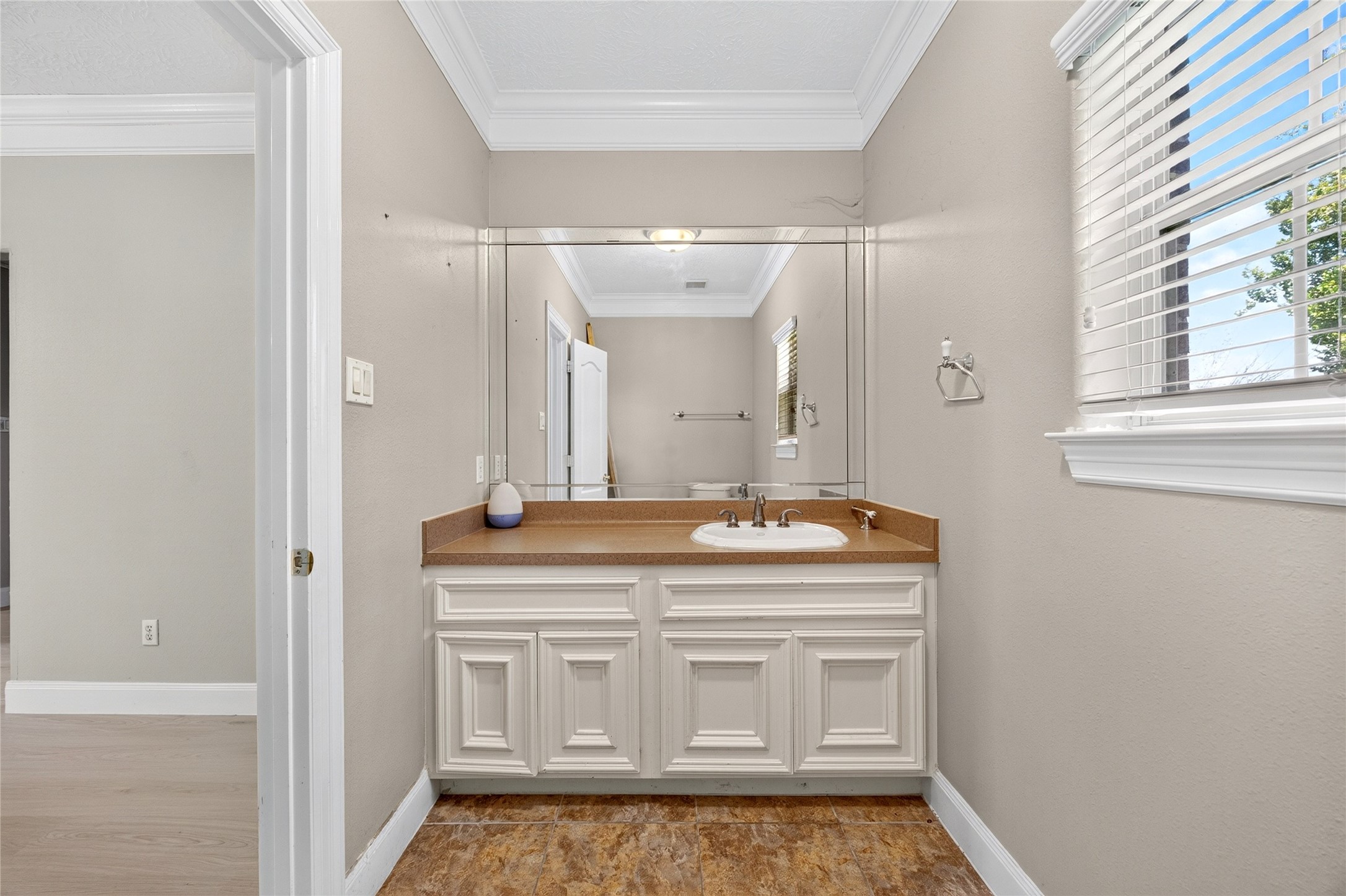 8438 Darlington Drive Property Photo 37