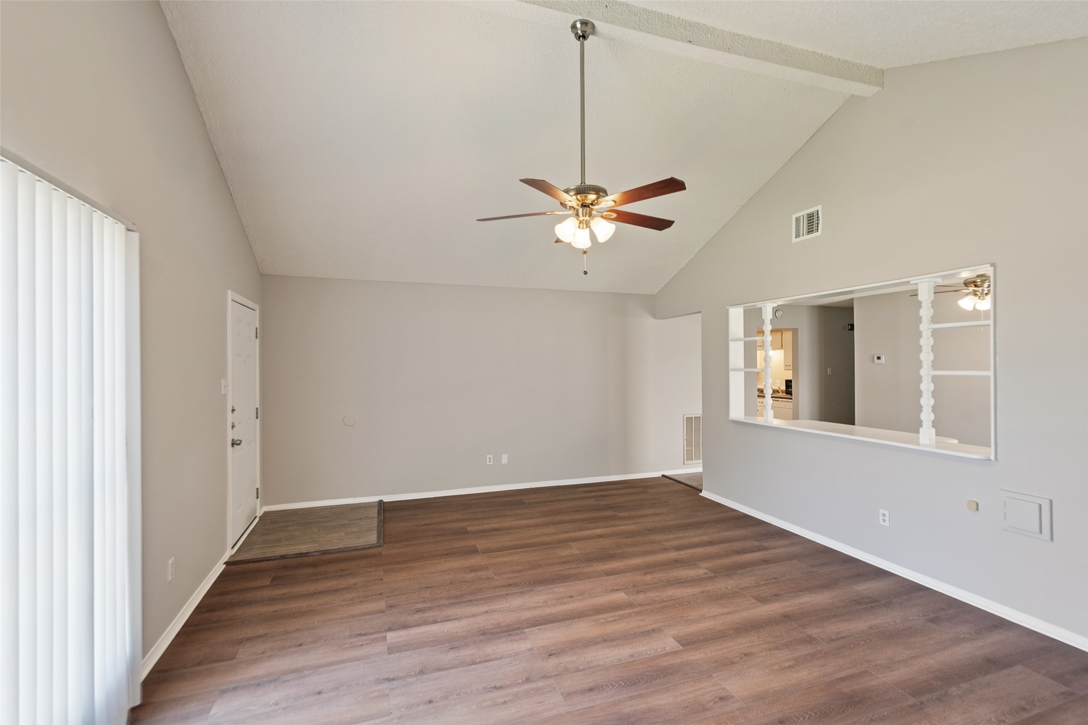 1022 Sierra Shadows Drive Property Photo 8