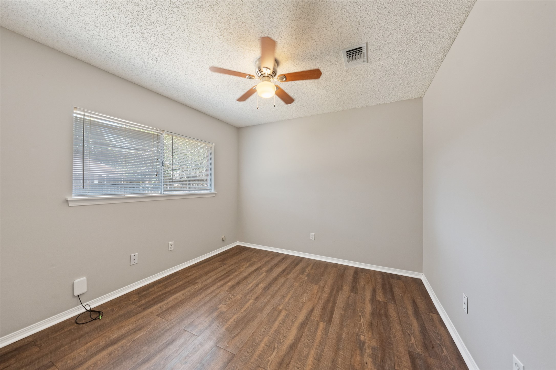 1022 Sierra Shadows Drive Property Photo 19