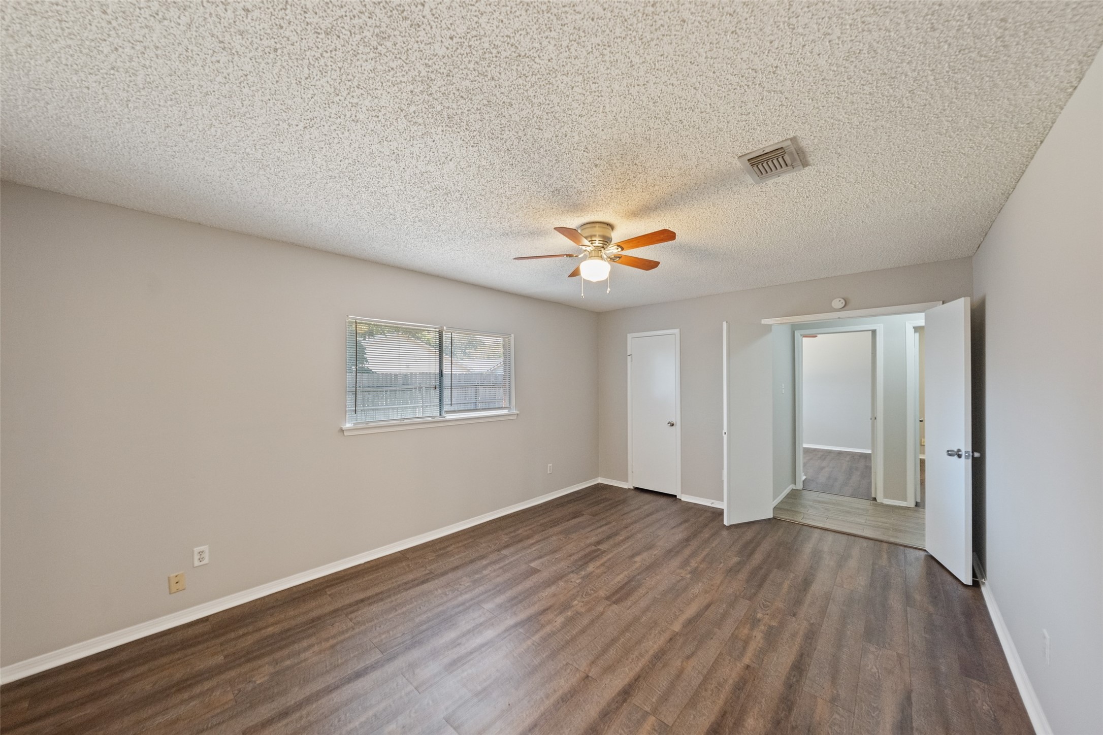 1022 Sierra Shadows Drive Property Photo 22
