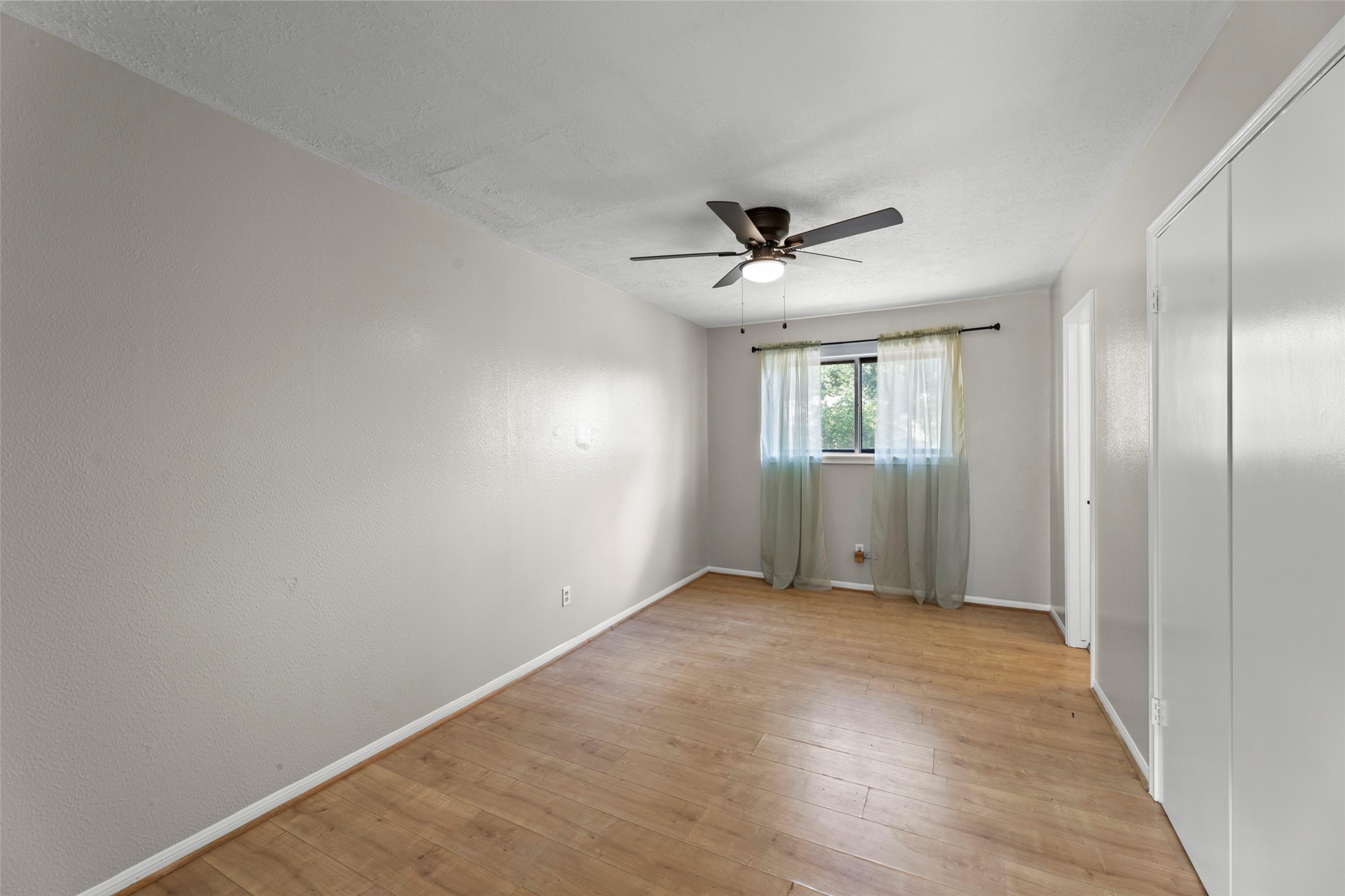 8102 Renmark Lane Property Photo 24