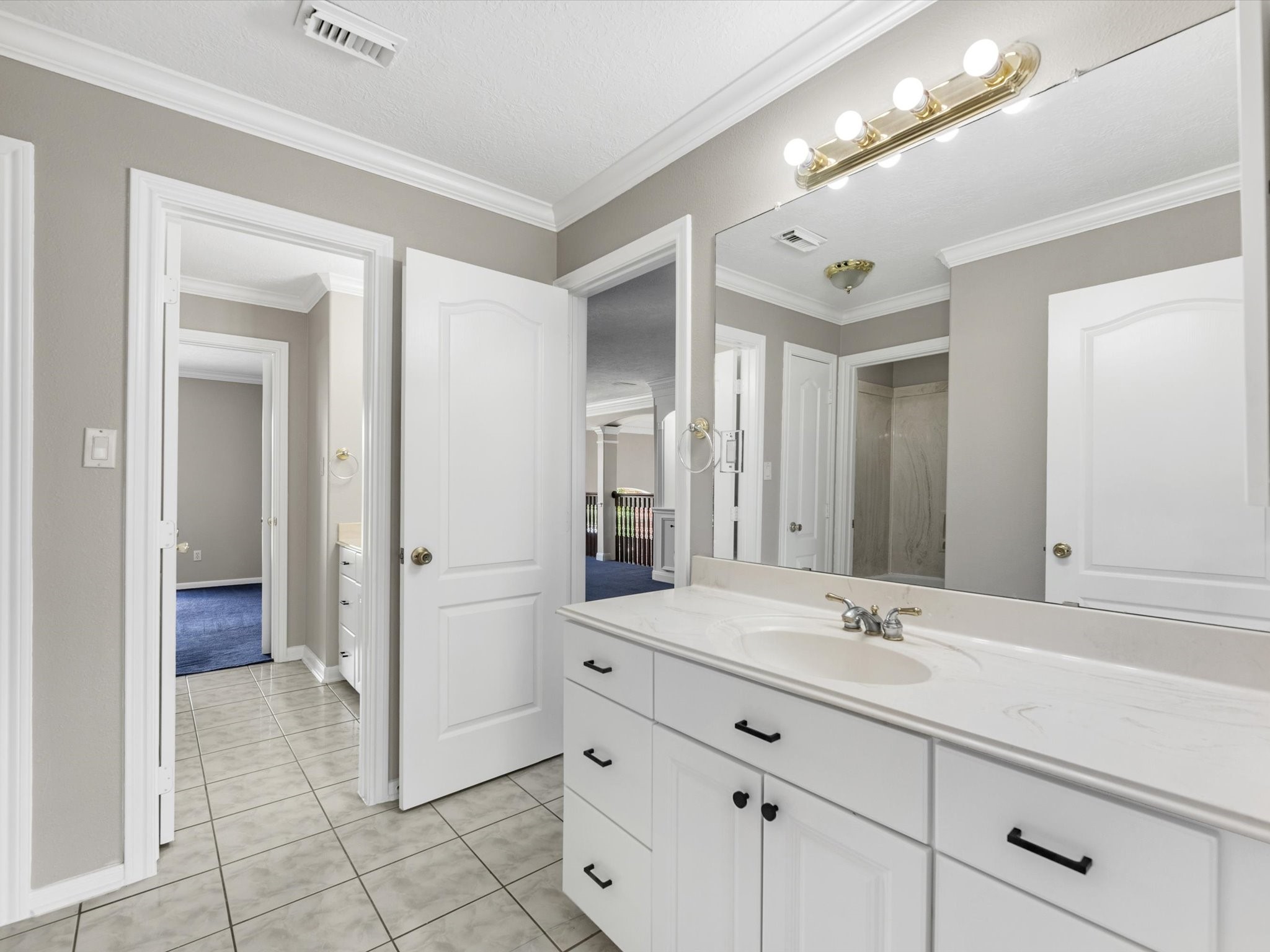 5005 Meadowlark Lane Property Photo 18