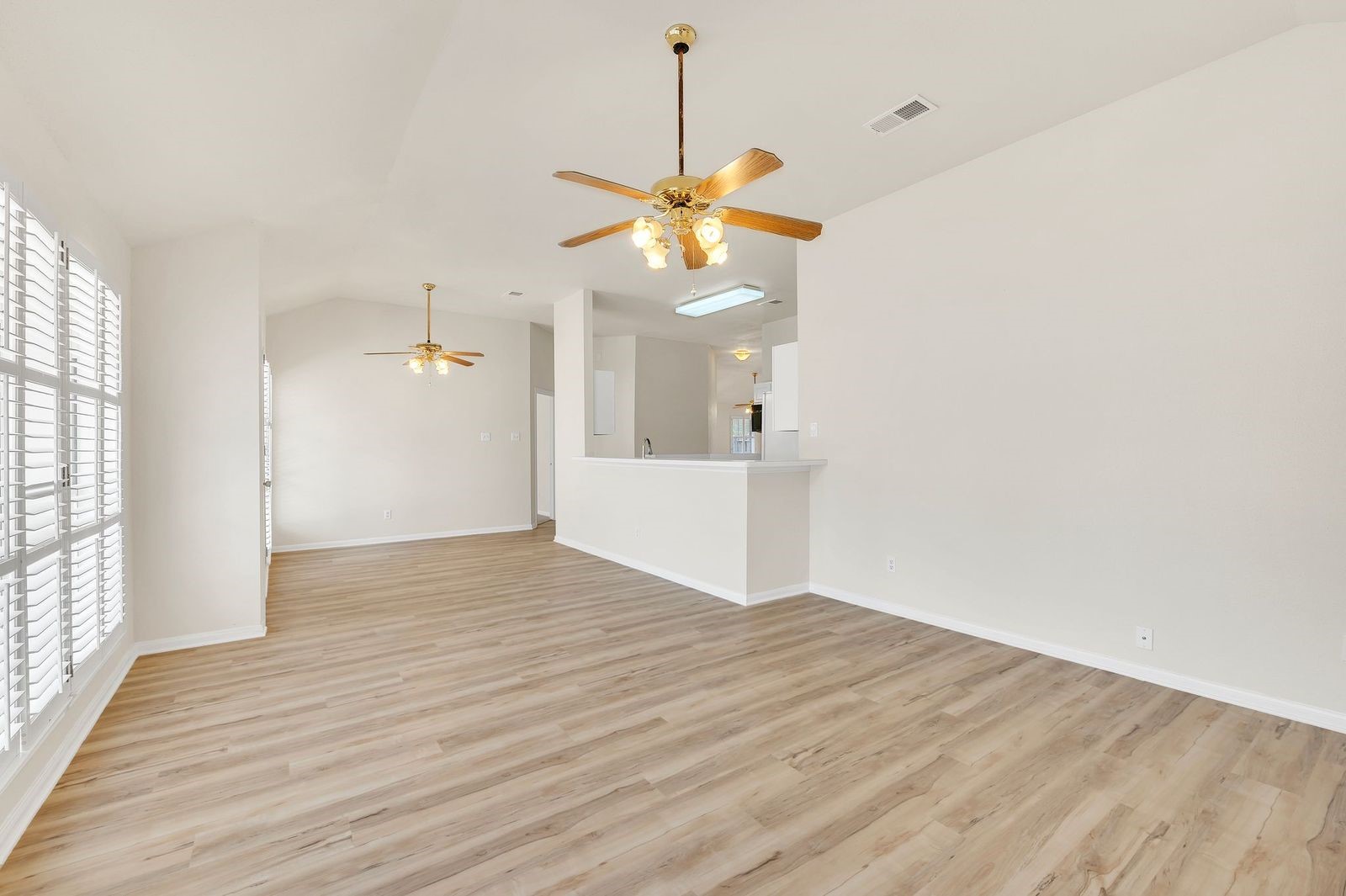 18734 Wonder Land Way Property Photo 13