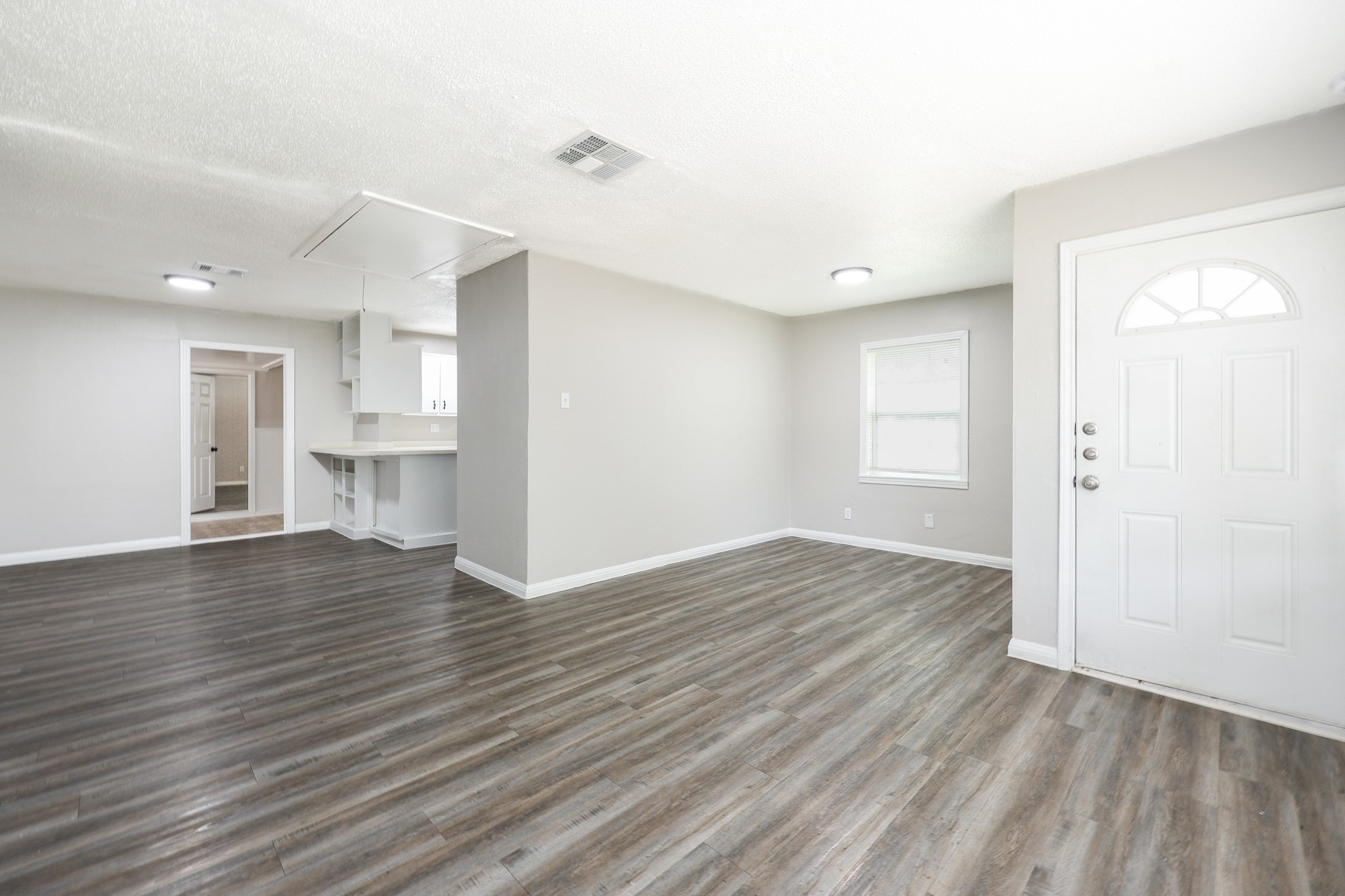 6002 Doulton Drive Property Photo 4