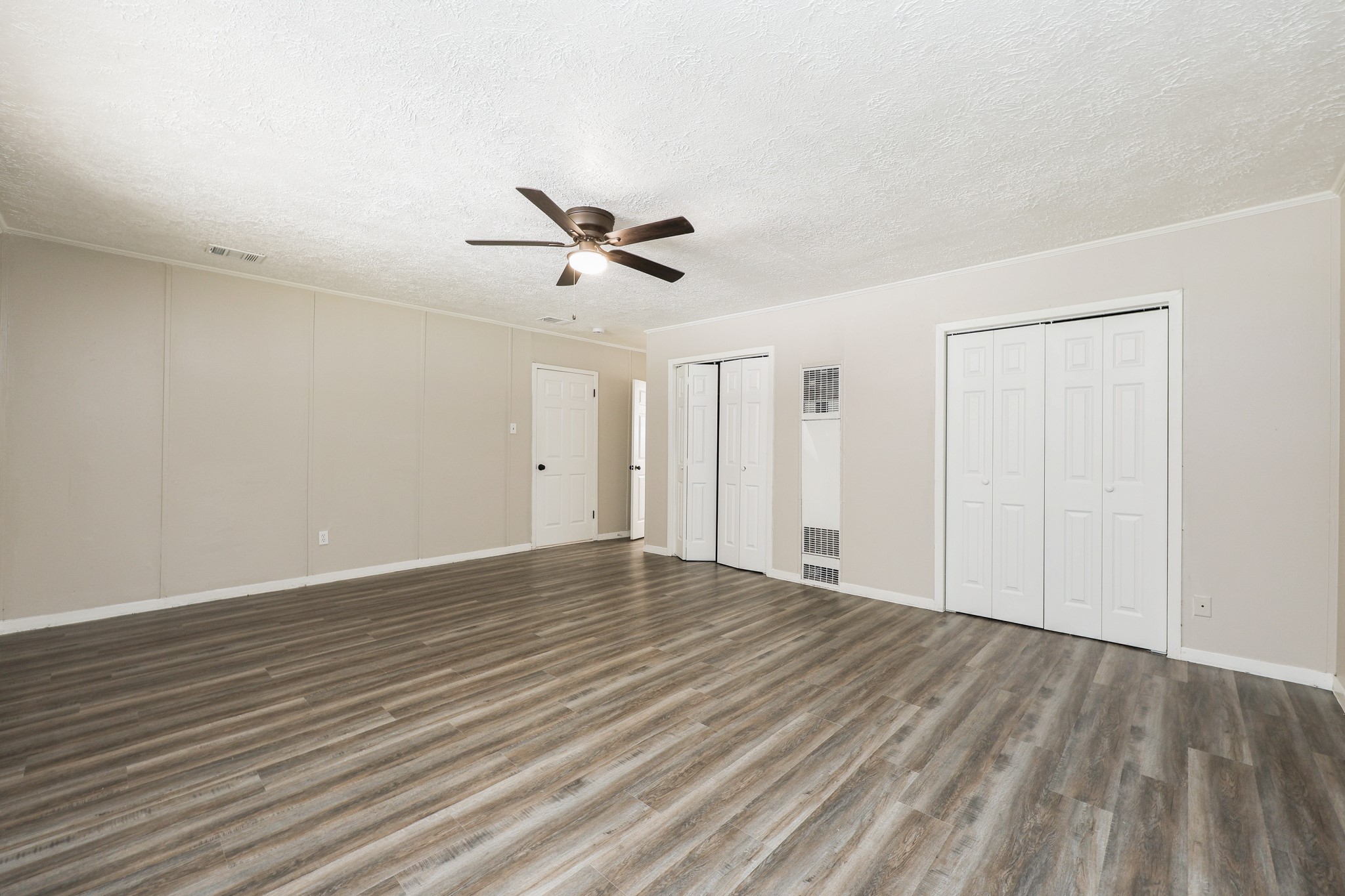 6002 Doulton Drive Property Photo 9