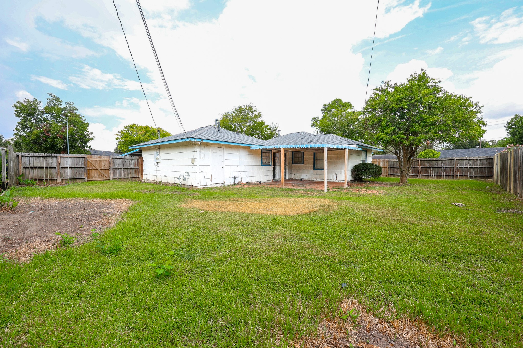 6002 Doulton Drive Property Photo 18