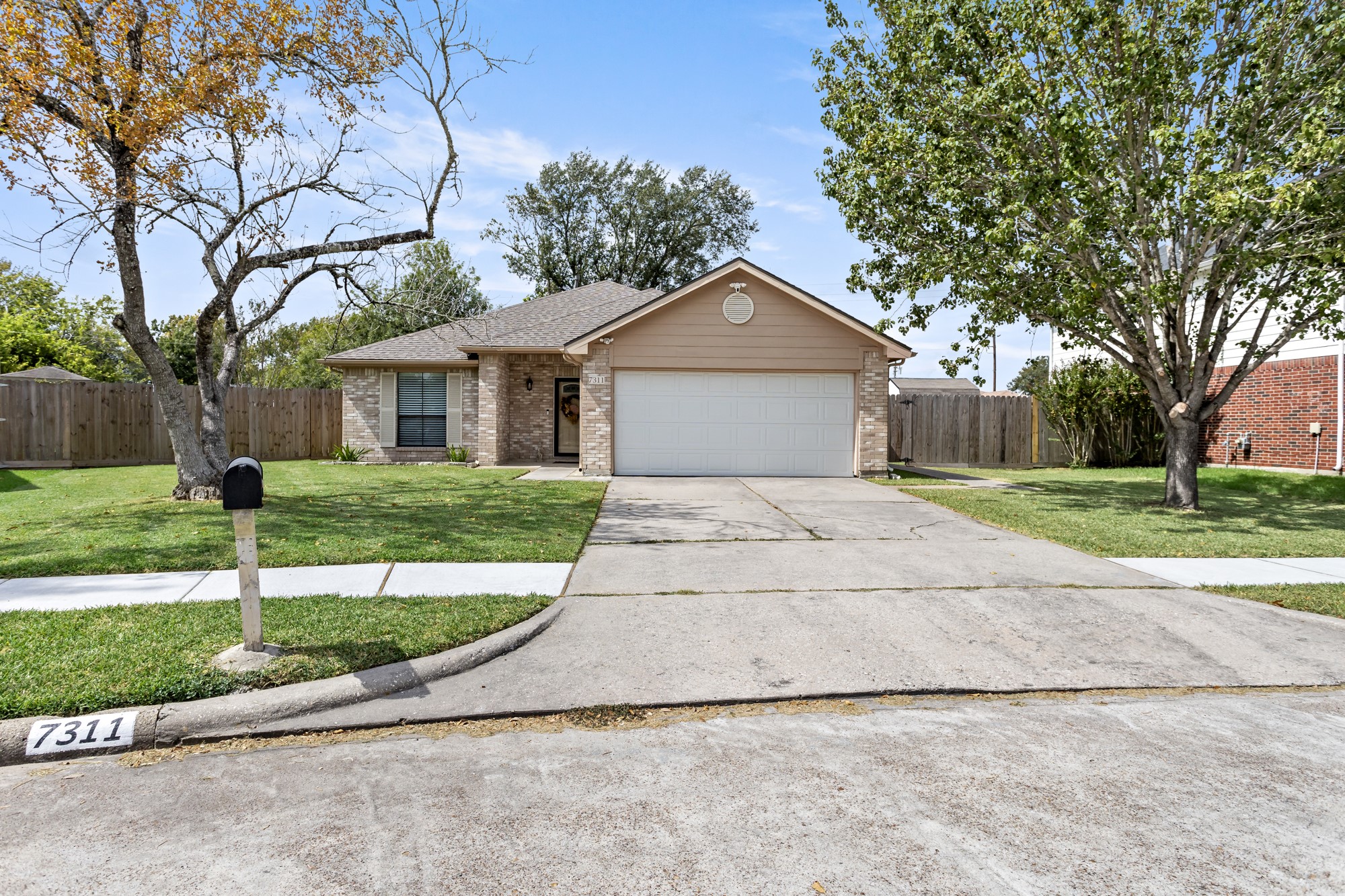 7311 S Choctaw Street Street Property Photo 4