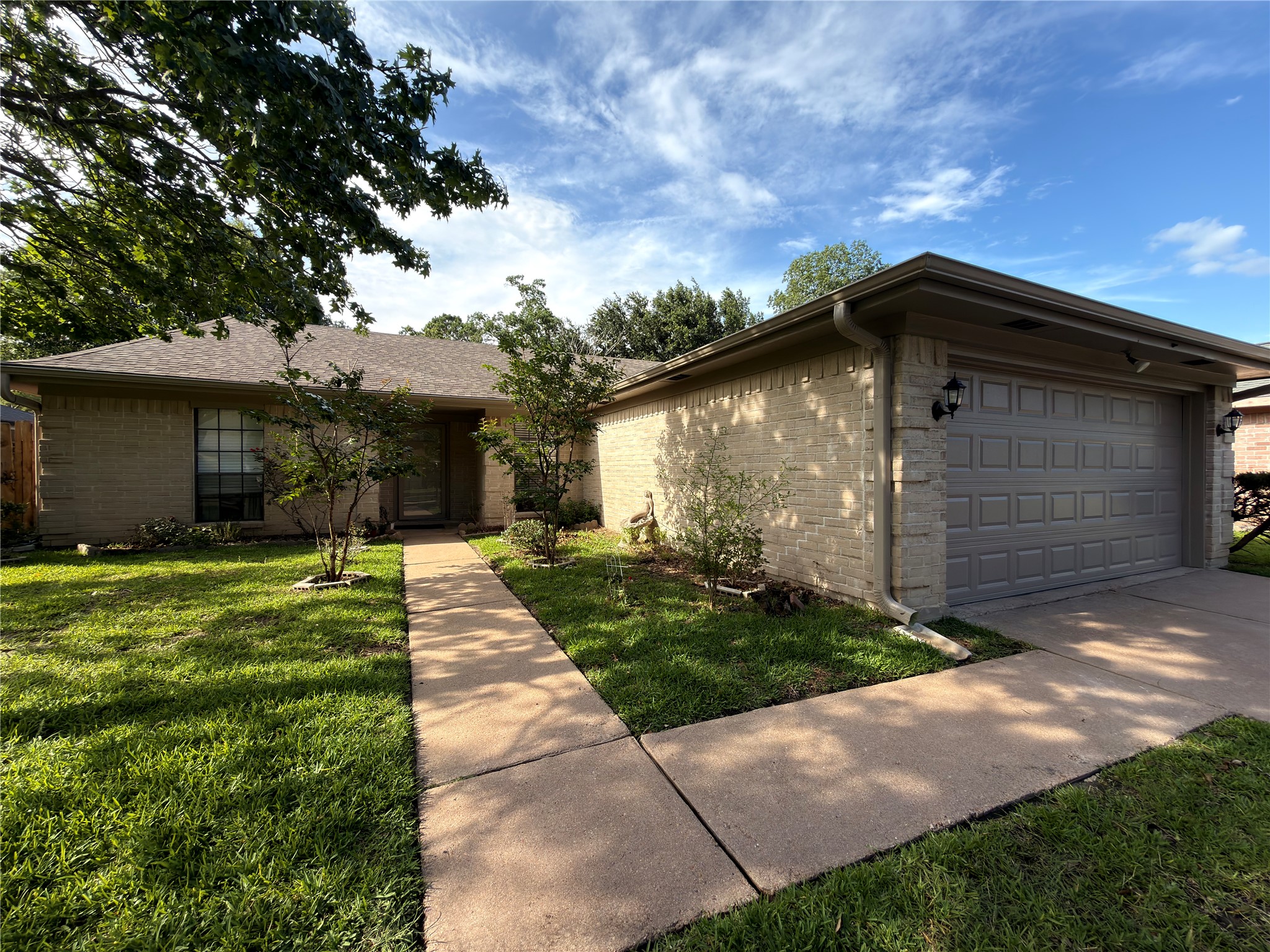 12014 Woolford Drive Property Photo 3