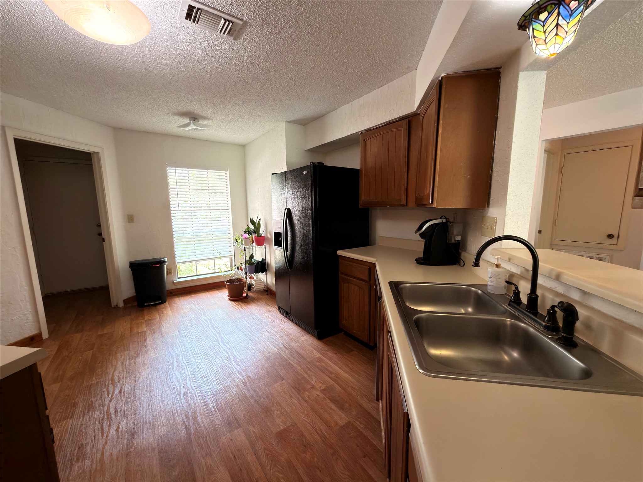 12014 Woolford Drive Property Photo 7