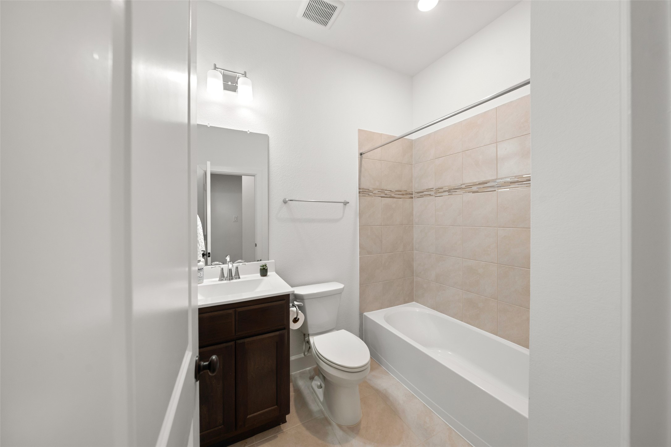234 Amaranth Way Property Photo 3